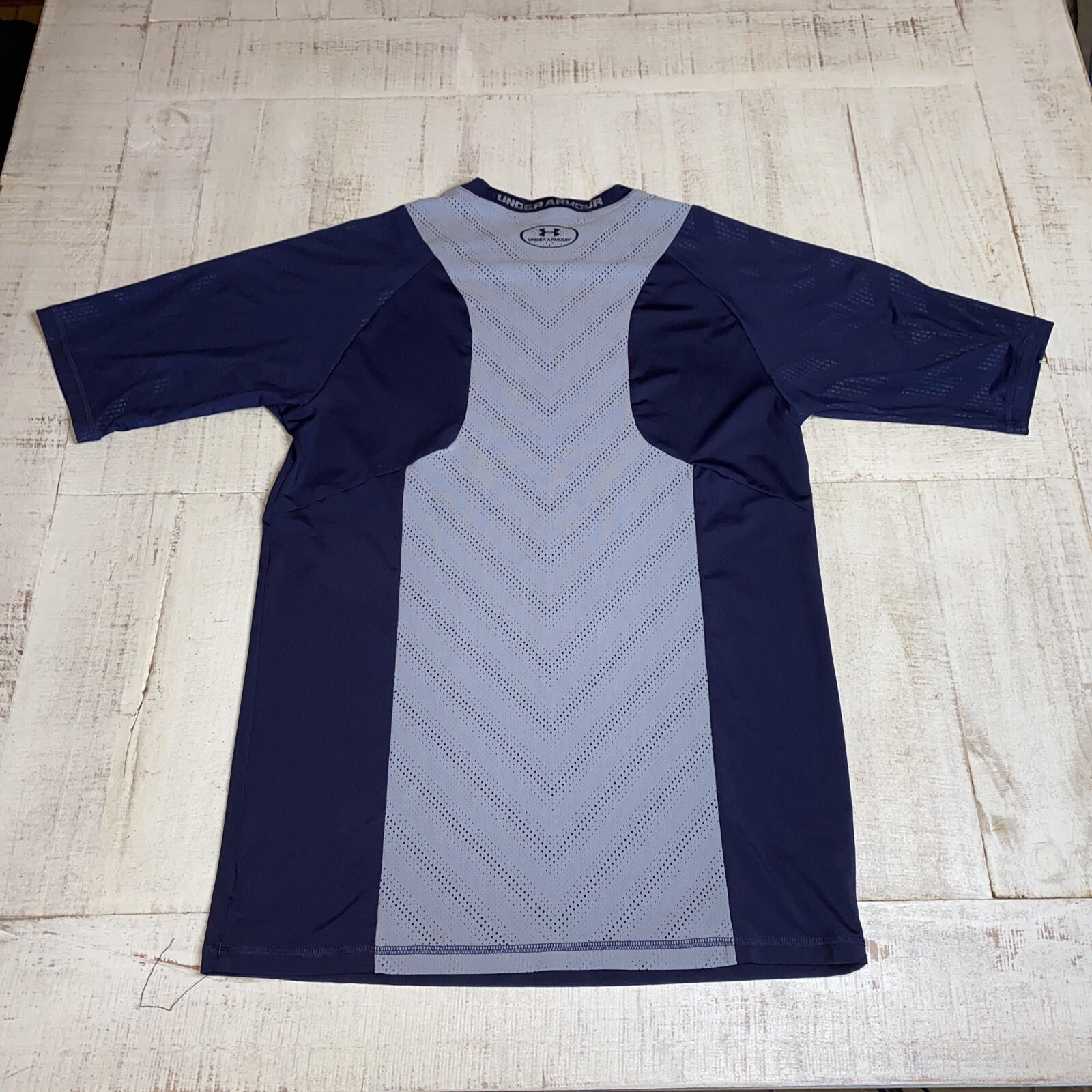 Under Armour Heatgear Activewear Baseball Short Sleeve T-Shirt Men's Size Medium gallery