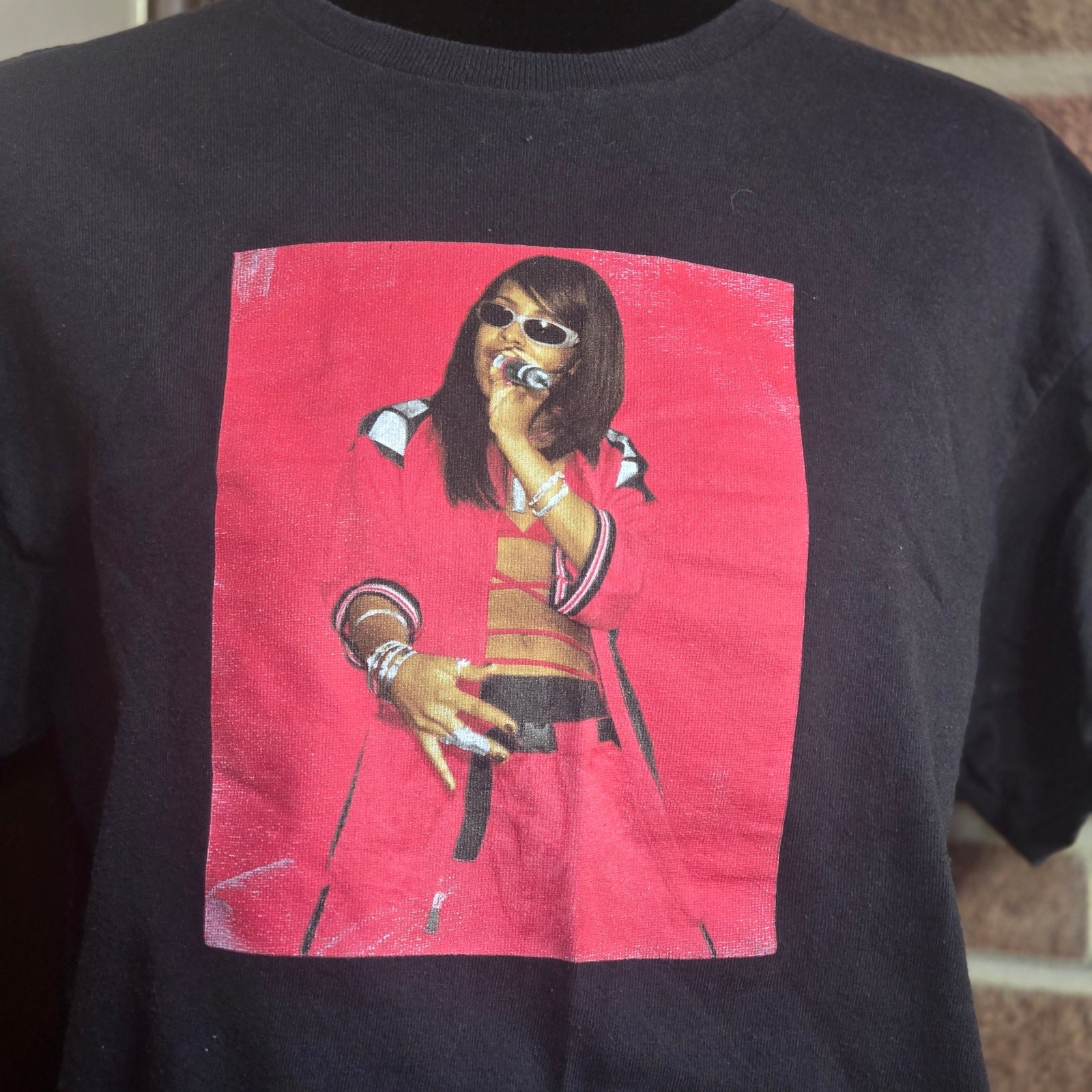 Aaliyah Graphic T Shirt Mens Medium Black Ripple Junction Spencers KMEL 1997 gallery
