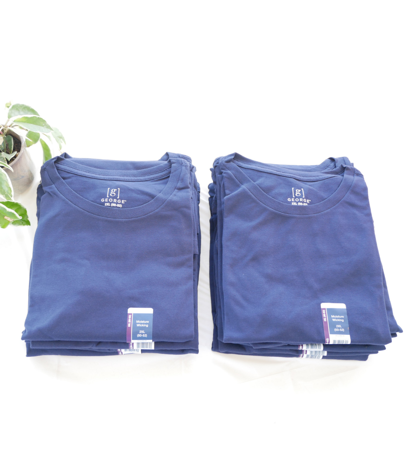 WHOLESALE LOT (12) Men’s Dark Navy 2XL TShirts BRAND NEW with Tags! gallery