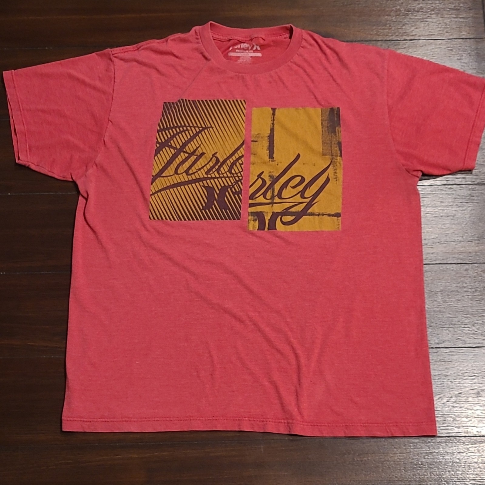 Hurley Graphic T-Shirt Red Men's Large Short Sleeve Classic Crew Neck gallery