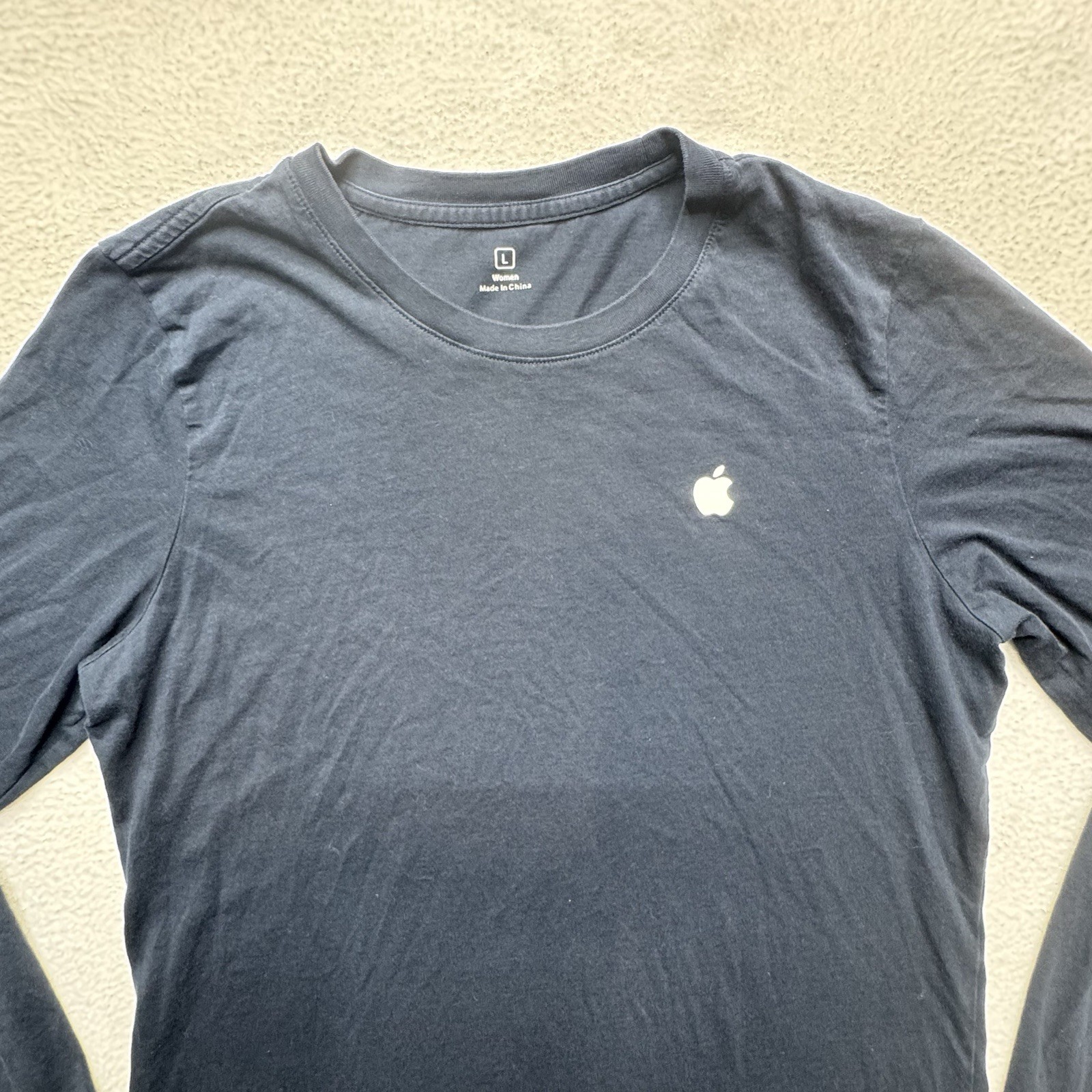 Apple Retail Employee Black Long Sleeve T Shirt Size Large gallery