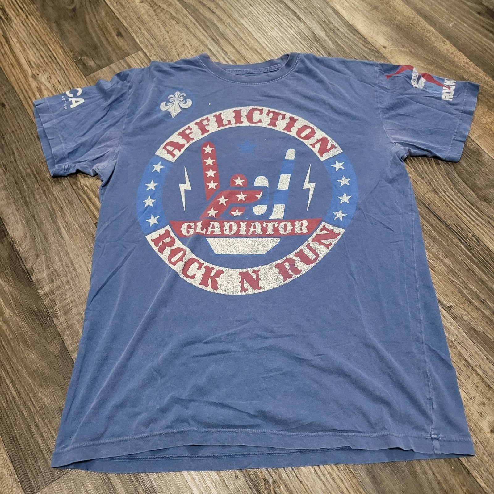 Affliction Live Fast Rock N Run Gladiator Blue T Shirt Men’s Size Large (Faded)