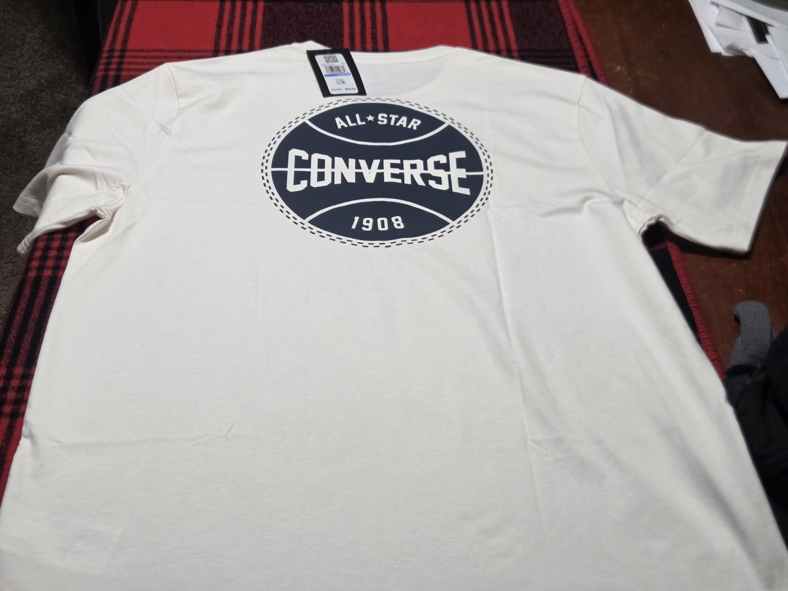 Converse All Star Graphic Star Logo Cream XL Short Sleeve T-Shirt NWT gallery