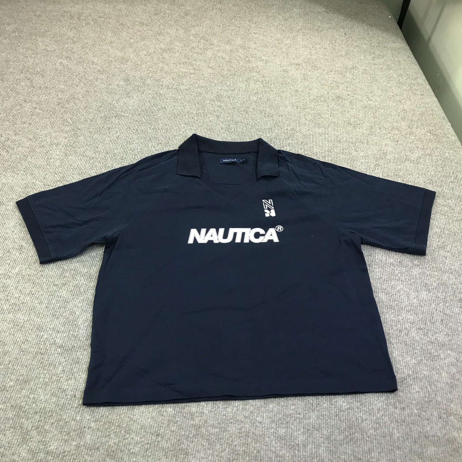 Nautica Shirt Mens Medium Blue V-Neck Collar Logo Graphic Tee Nautical