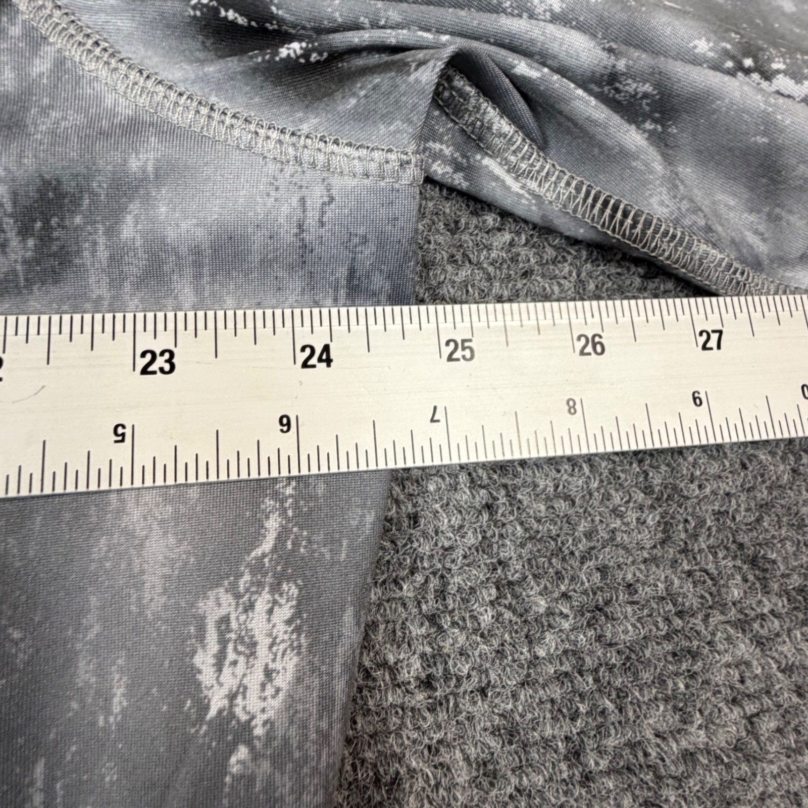 Magellan Outdoors Realtree Gray Camo Mens Size XL Long Sleeve Fishing Shirt gallery
