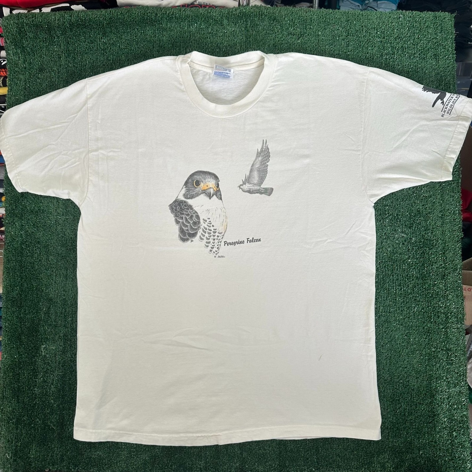 Vintage 90s Peregrine Falcon Wildlife Refuge T-Shirt White Nature Animals Bird