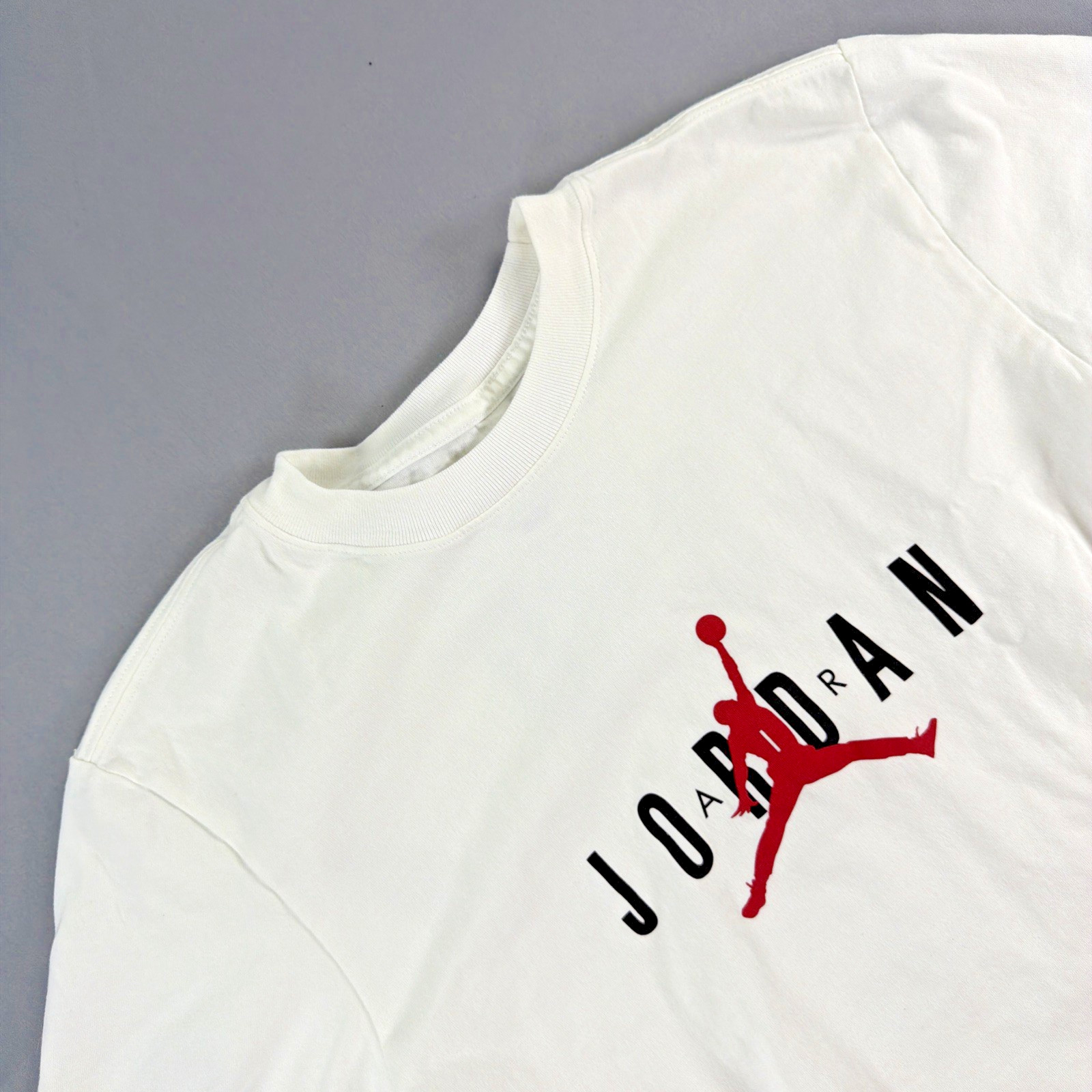 Nike Air Jordan Jumpman T Shirt Men’s Small White Red Logo Graphic Tee