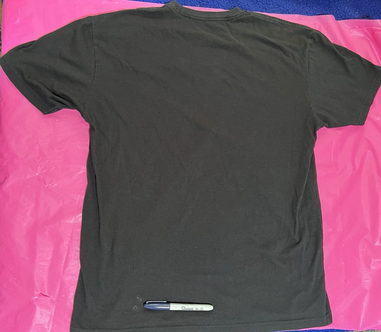 Black Vertical Tshirt No Size, Measurements Available No Tag Preowned gallery