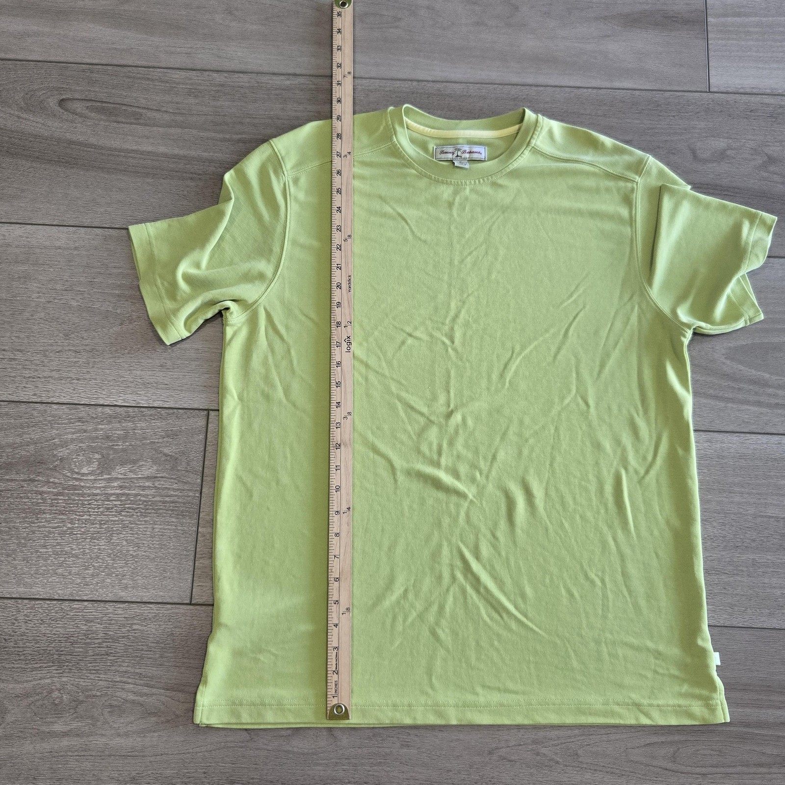 Tommy Bahama Shirt Mens Medium Green Solid Short Sleeve Crewneck Tee Tencel gallery