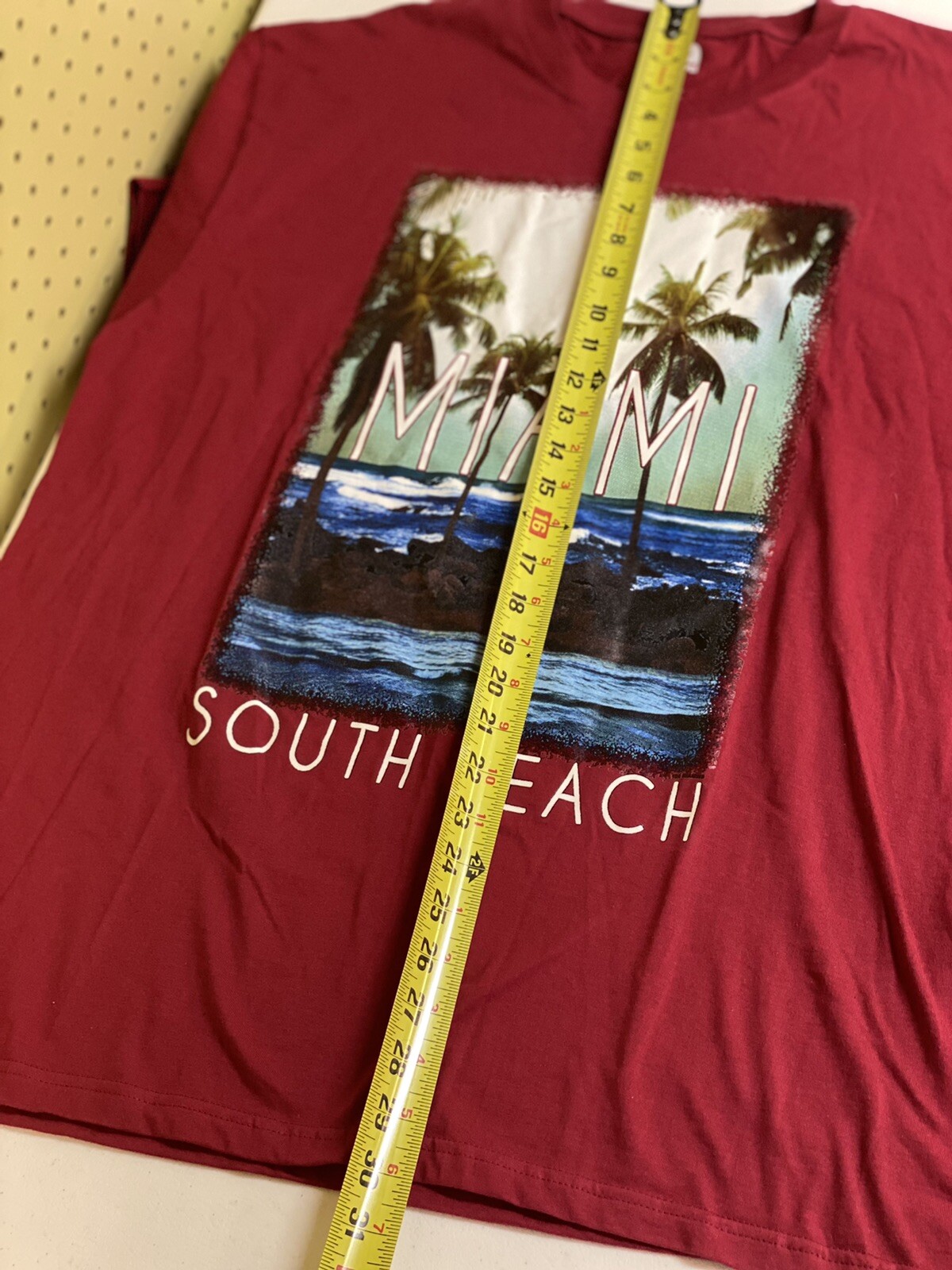 Surf Style South Beach MIAMI Palm Tree Beach Graphic T Shirt Size Mens XL Red gallery