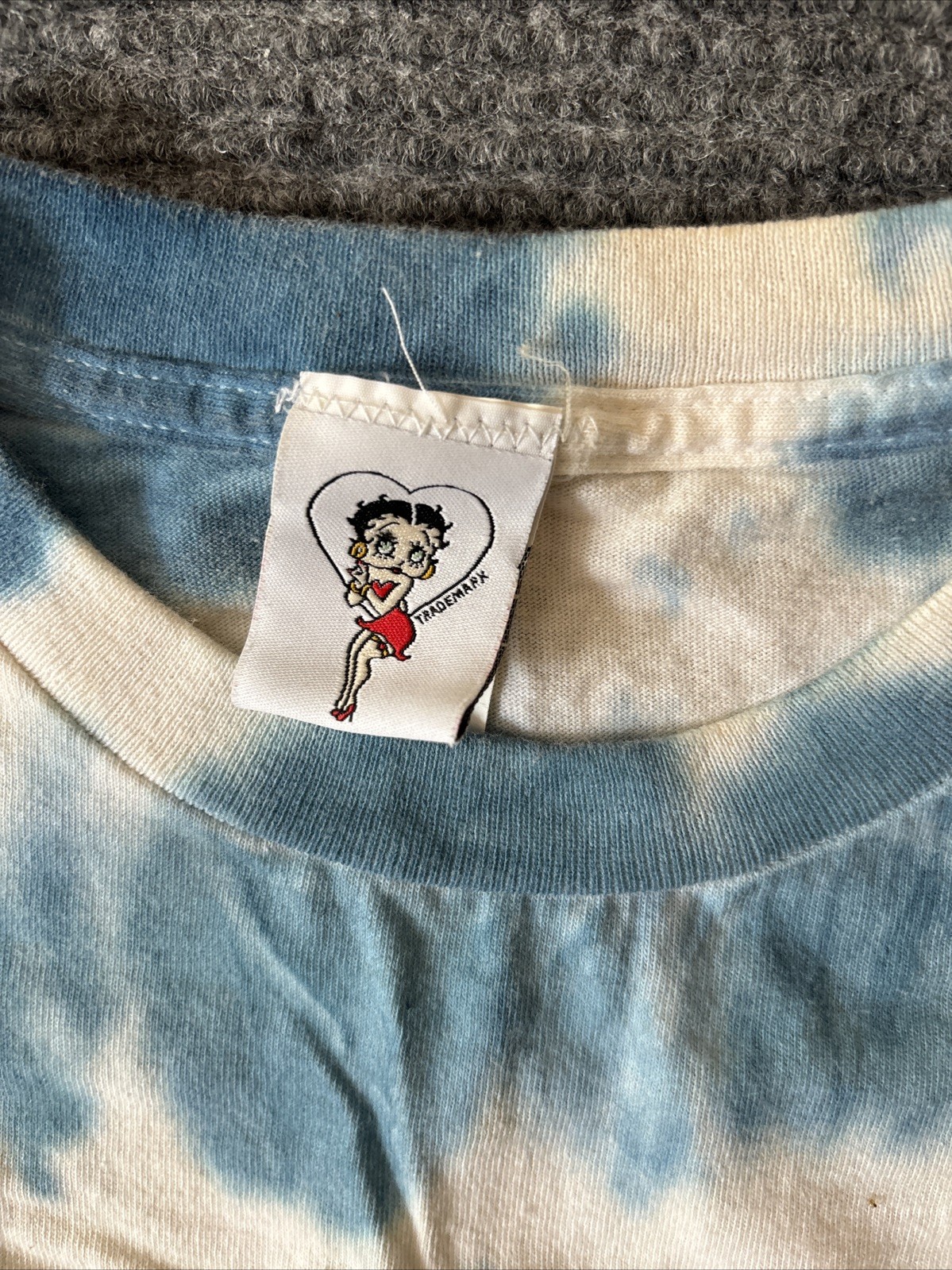 Vintage Betty Boop Glitter And Glamour Girl Blue & White Tie Dye Shirt XL 2002 gallery