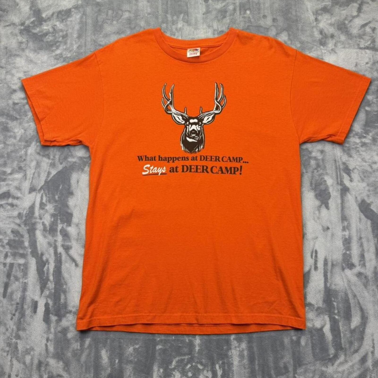 Vintage Deer Camp Hunting Graphic T Shirt Orange Fruit of the Loom L