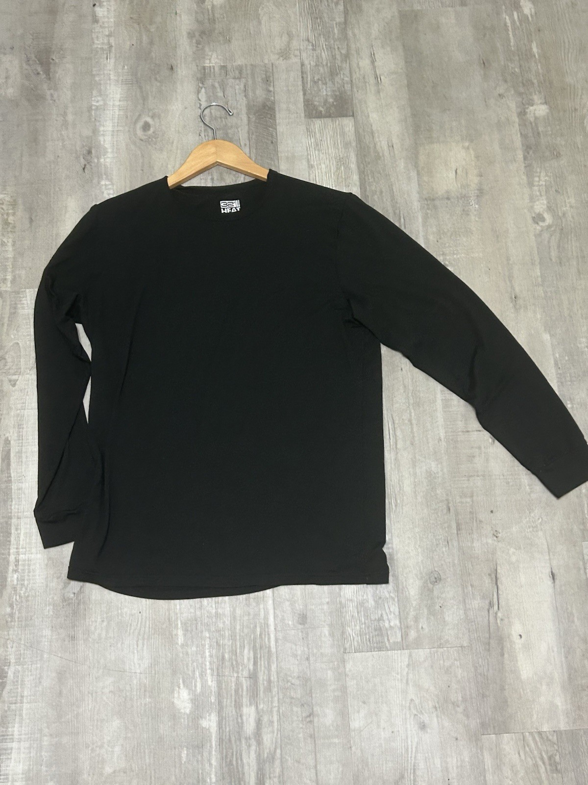 Women's 32 Degree Heat Black Long Sleeve Stretch Tee L Crew neck Poly blend gallery