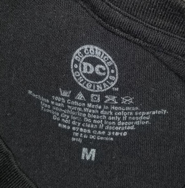 DC Comic Batman Gotham City Dark Knight Size Medium gallery