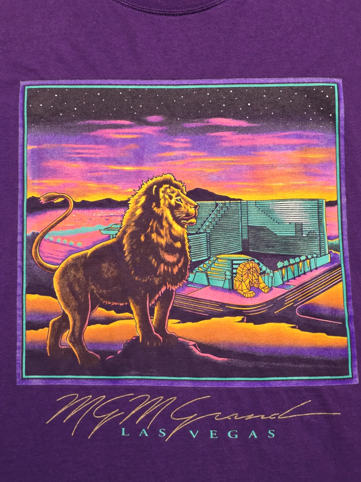 Vintage MGM Grand Las Vegas T Shirt Mens L 90s Lion Casino Gambling 1993 USA gallery