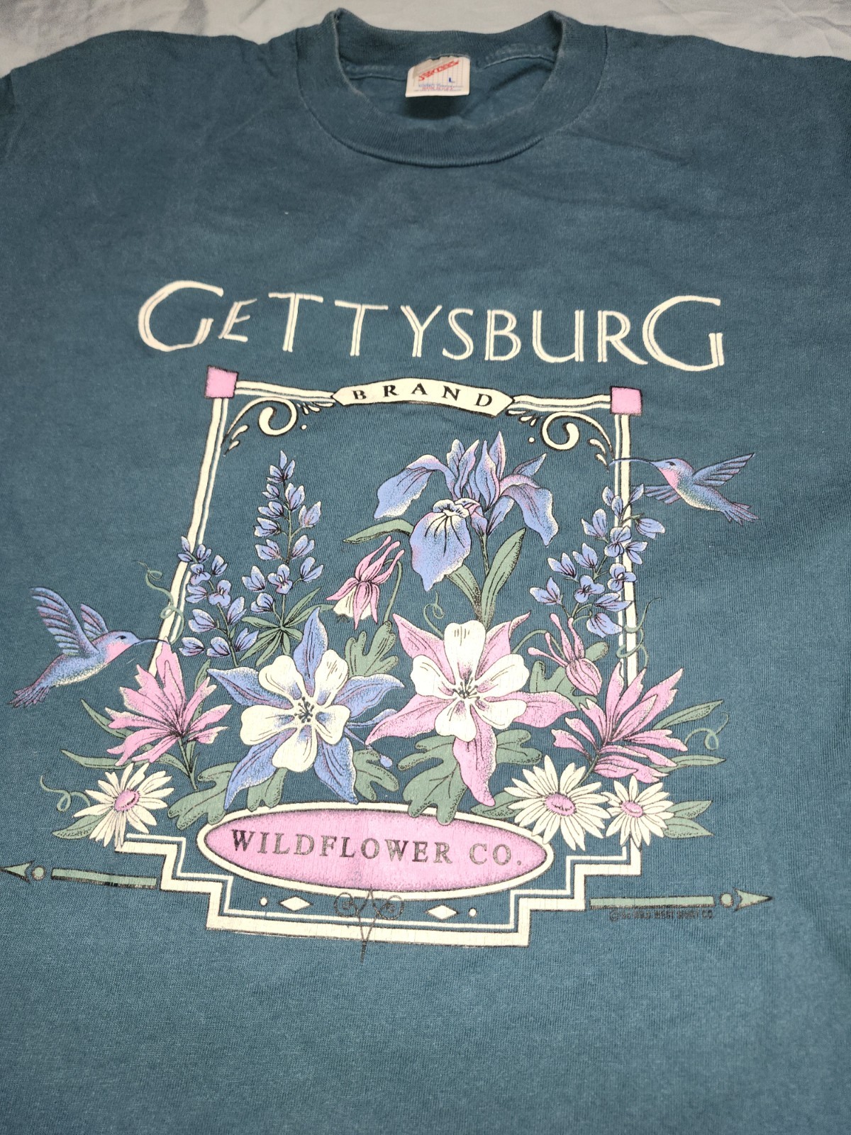 Vintage Made In The USA T Shirt Large Gettysburg Wildflower Hummingbird gallery