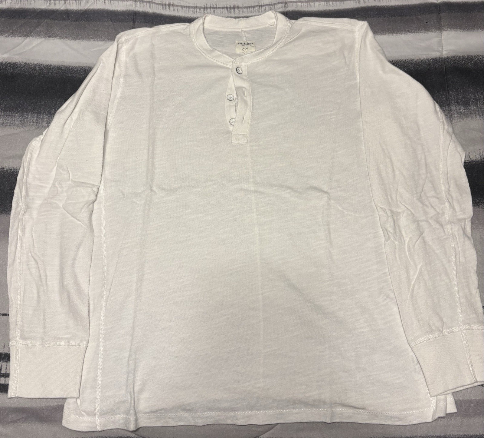 rag & bone Men’s White Long Sleeve Henley Cotton Knit Button T-Shirt XL
