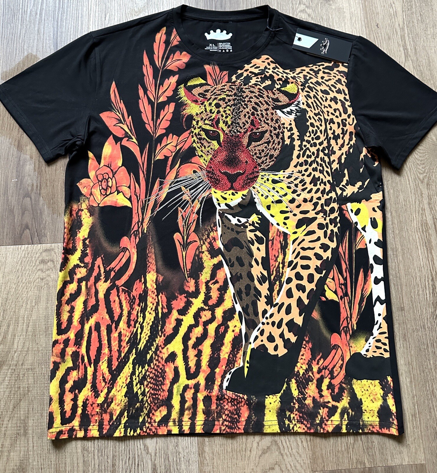 Heads or Tails Men’s Rainstones Beaded / Black / Tiger T-shirt Size XL gallery