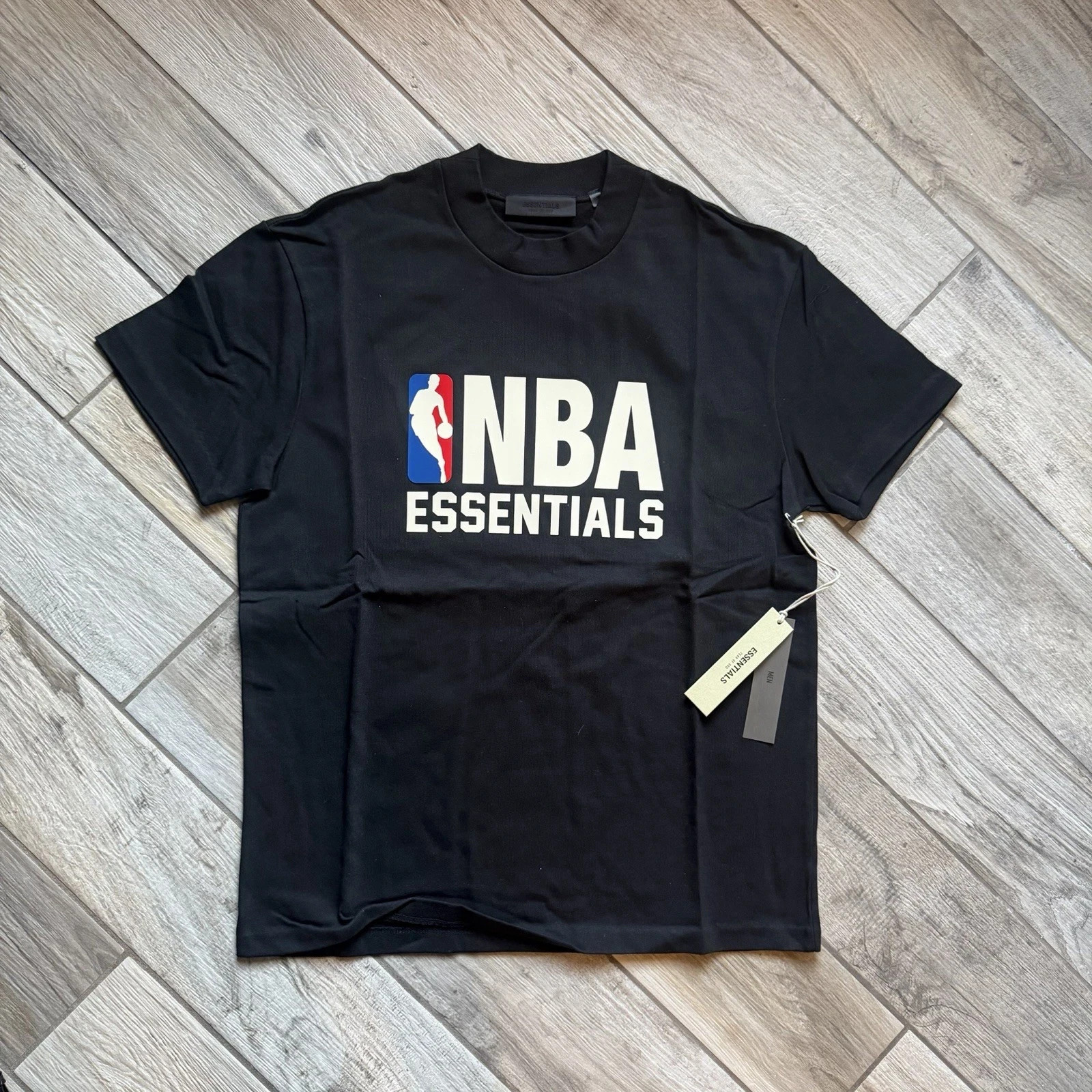 Fear of God Essentials NBA Men's Cotton Logo Fit 90'T-Shirt - Size M gallery