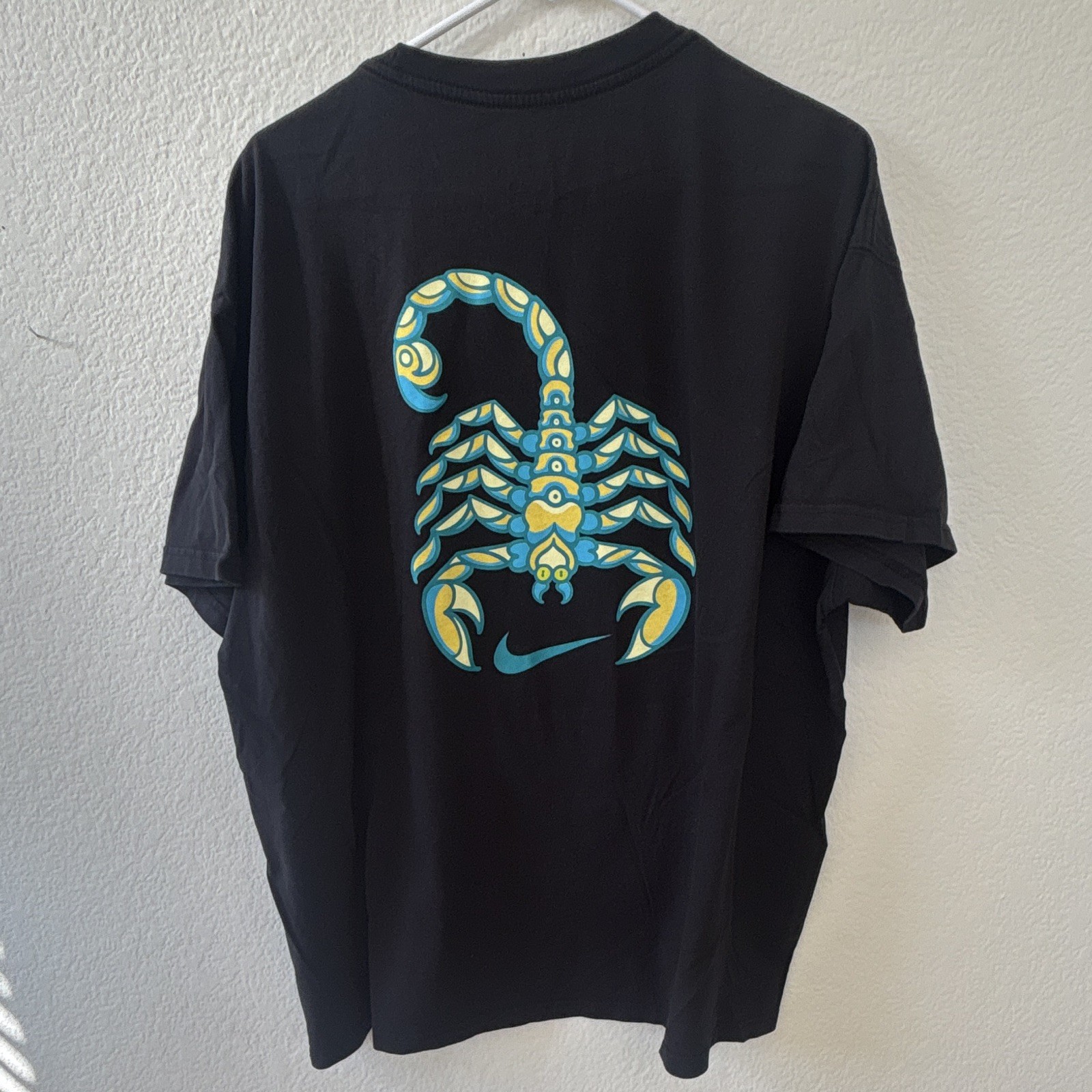 Nike SB The Nike Tee Black Graphic Logo T-Shirt Men’s 2XL Loose Fit Crew Neck gallery