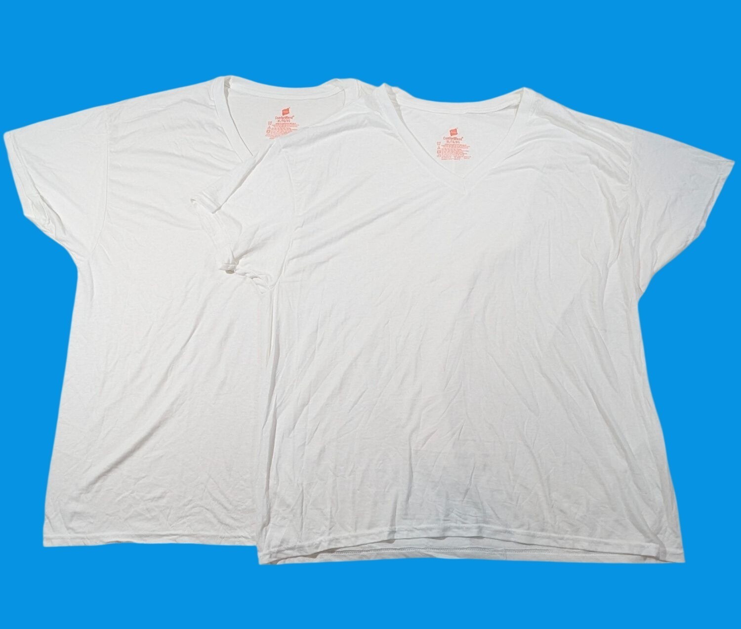 Hanes ComfortBlend Mens White V-Neck T-Shirts XL Set Of 2 Rayon/Polyester NWOT gallery