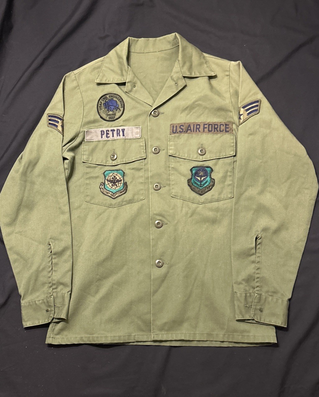 US Air Force Utility Shirt Size 14X30 SrA/E4 Patches OG-507