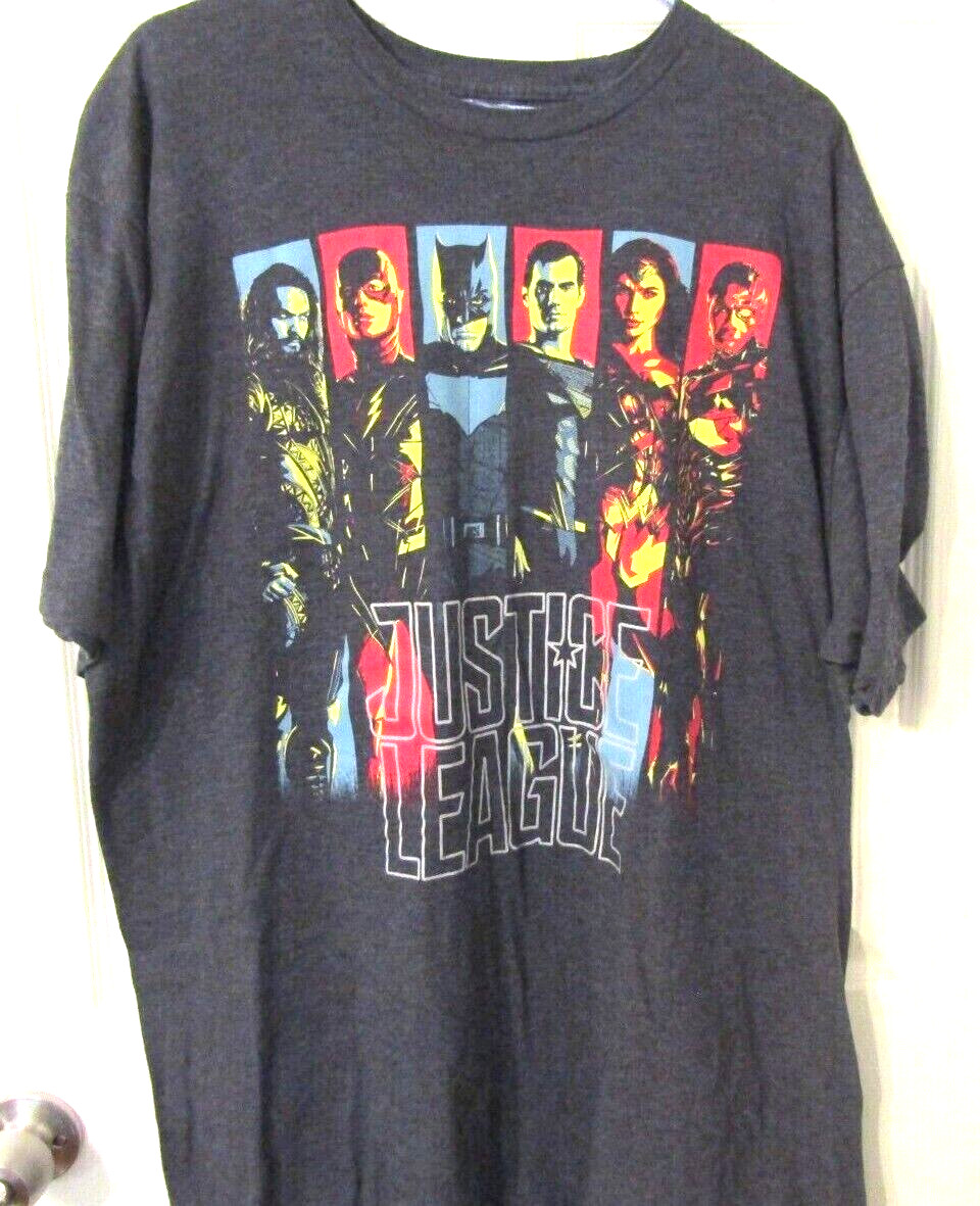 Justice League Graphic Adult 2XL T-Shirt for Men/Teens 50% Cotton 50% Poly
