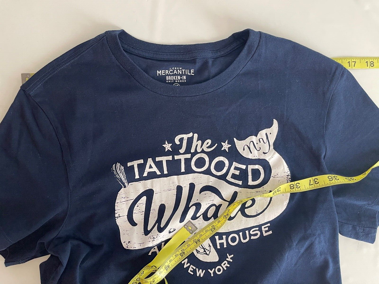 J.Crew NWT Mercantile Broken-in tattooed whale T-shirt Deep-Navy Size XS J0377 gallery