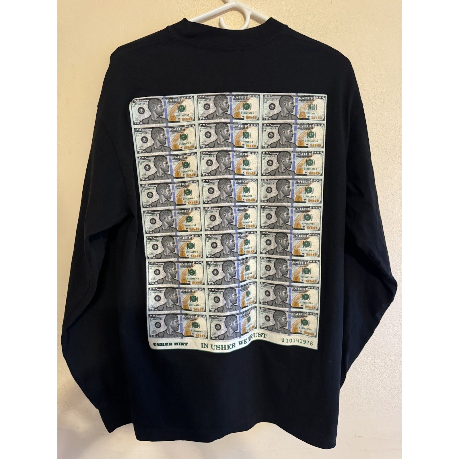 Usher Ushbucks Long Sleeve Shirt Mens M Black Thick Front Back Money Graphic gallery