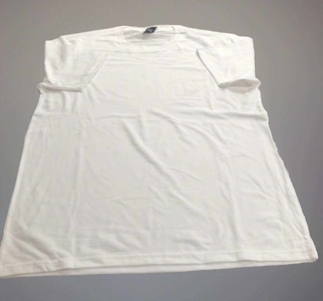 District Men’s White Short Sleeve Plain Tee 3-Pack Medium