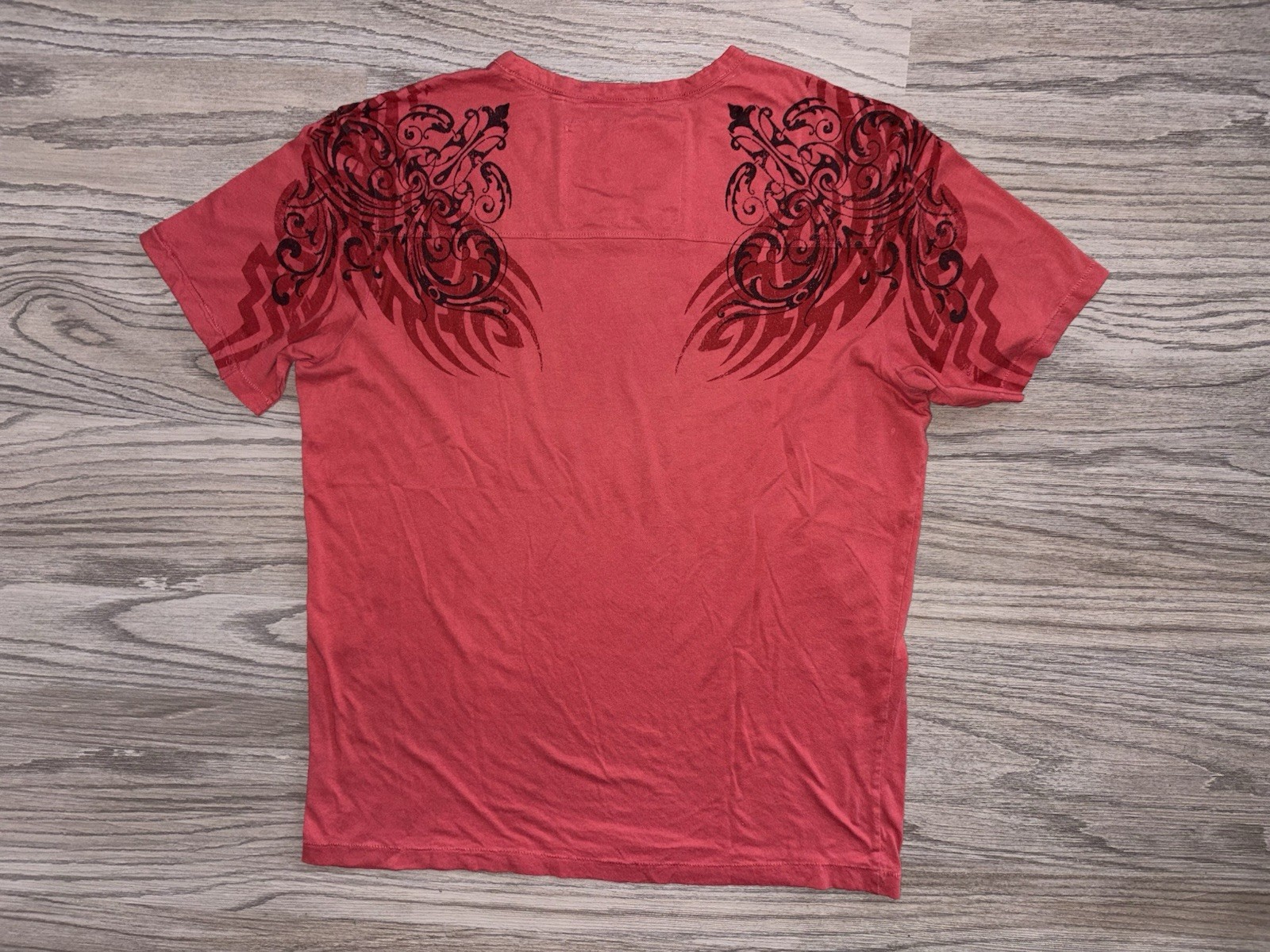Vintage Guess Tribal Tattoo T-Shirt Mens (L) Affliction Goth Grunge Y2K Punk gallery