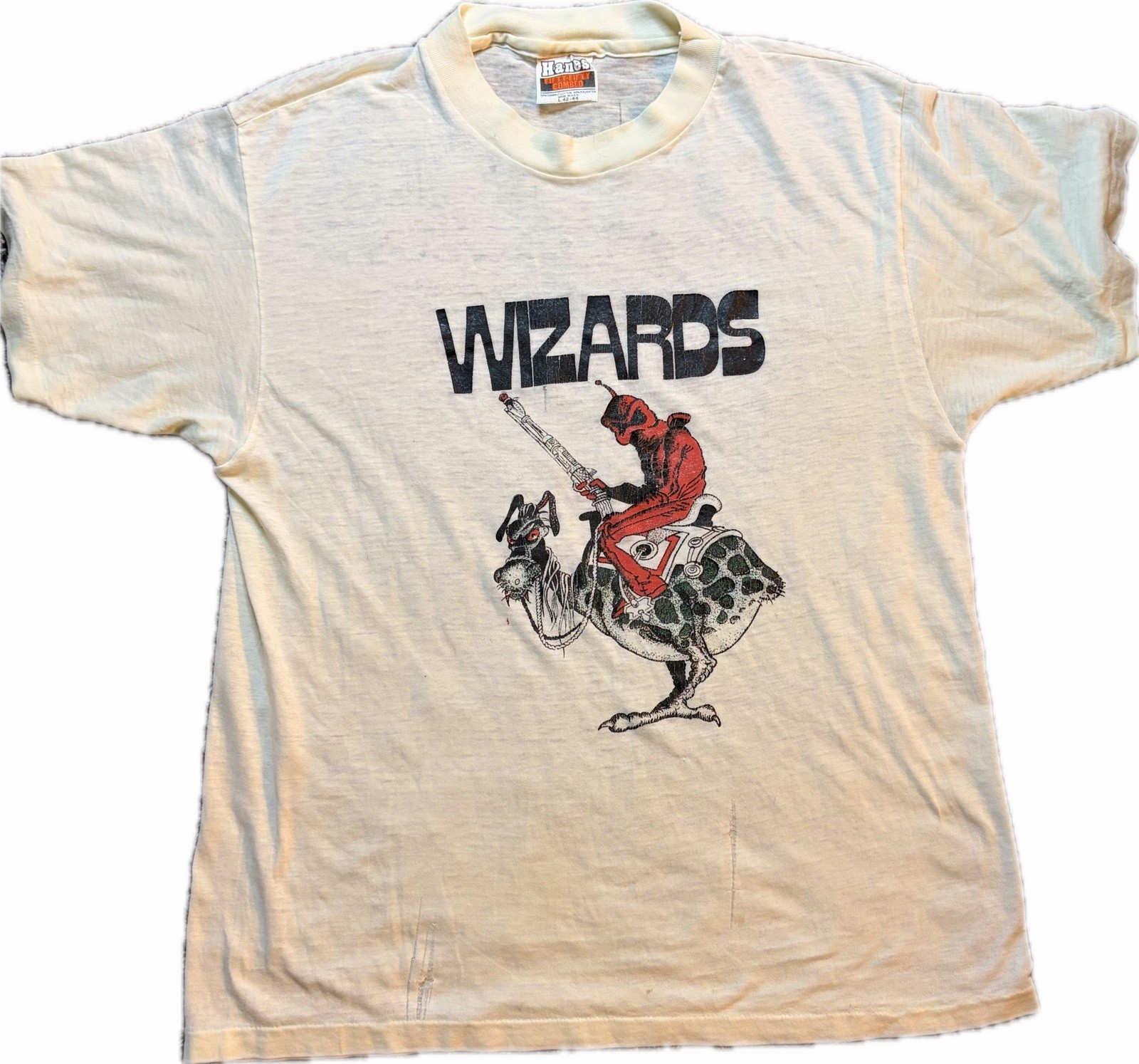 Extremely rare 1977 wizards movie promo shirt