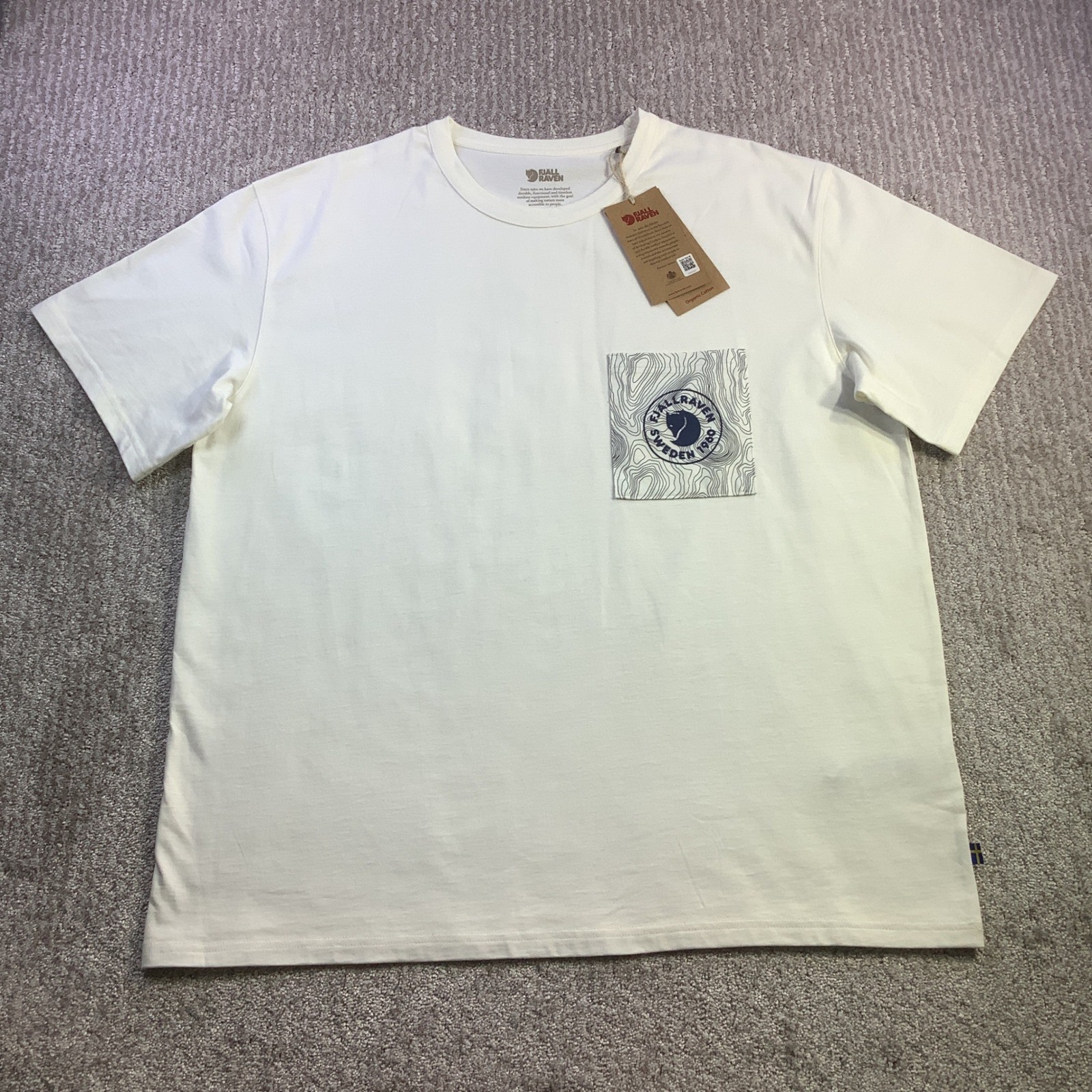 Fjallraven Logo Pocket T-Shirt Mens Eggshell White Organic Cotton Size M NWT gallery