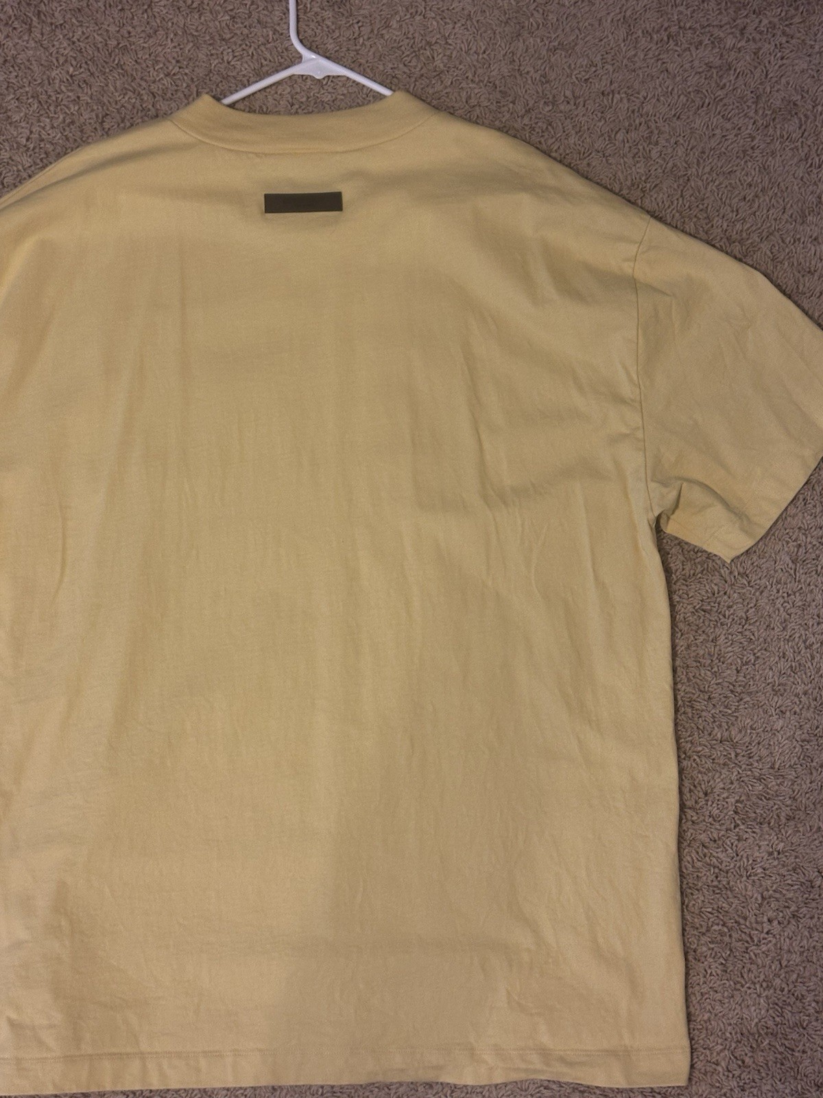 Fear of God Essentials Oversized T Shirt Beige Rubber Logo Mens Size XXL gallery