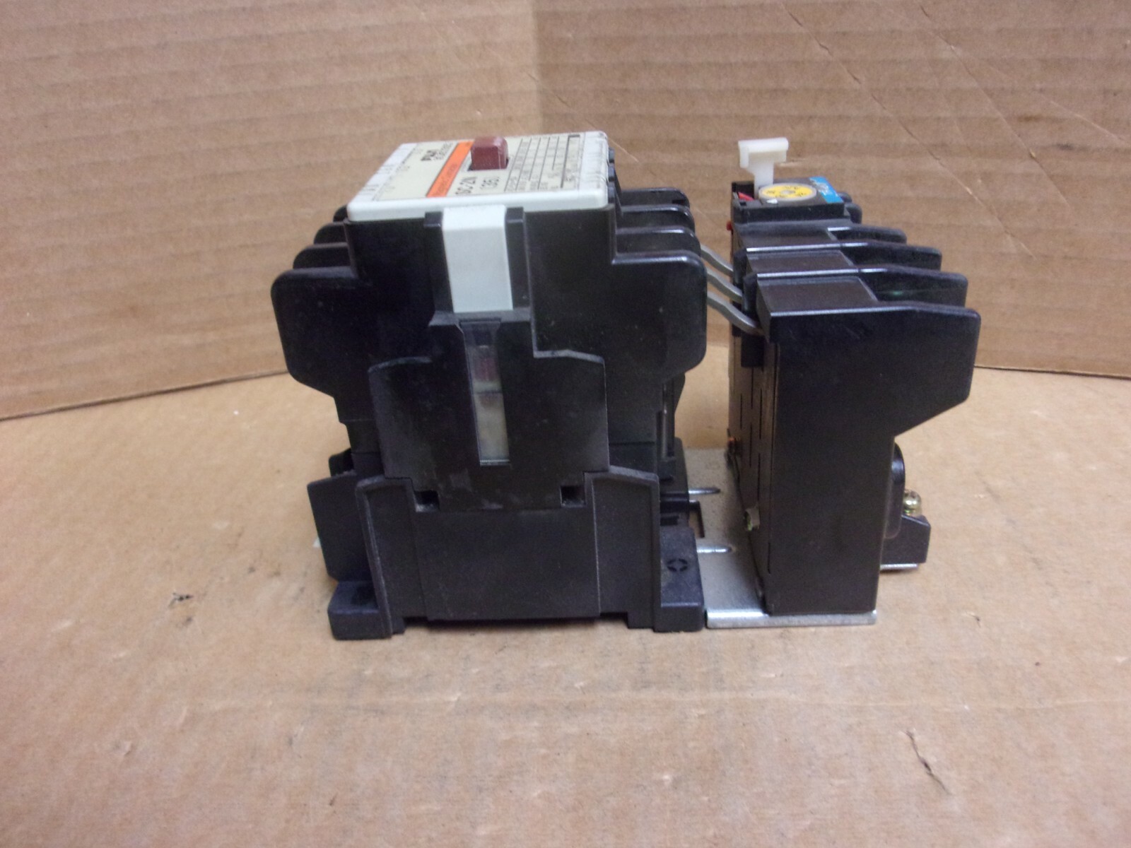 Fuji Starter , 4NC1Q0 SC-2N Contactor with JEM Relay , used