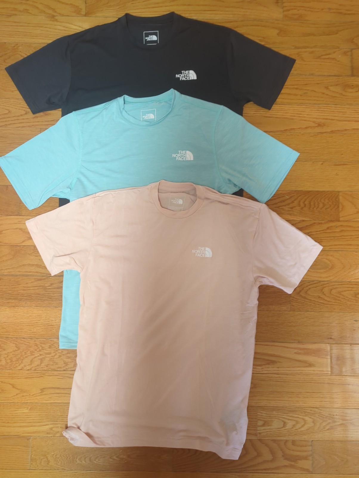 Lot Of 3 North Face Mens Shirts. Medium. Dark grey, Blue And Peach. NWOT READ gallery