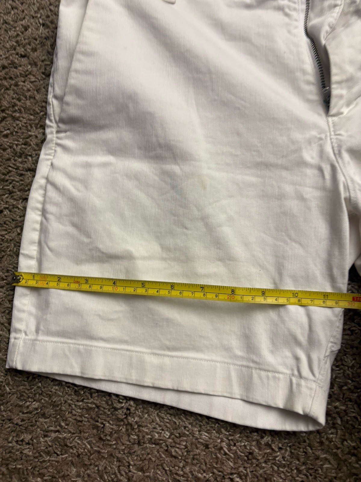 Lululemon Men’s Size L White ABC Chino Shorts Flat Front Cuffed Casual gallery