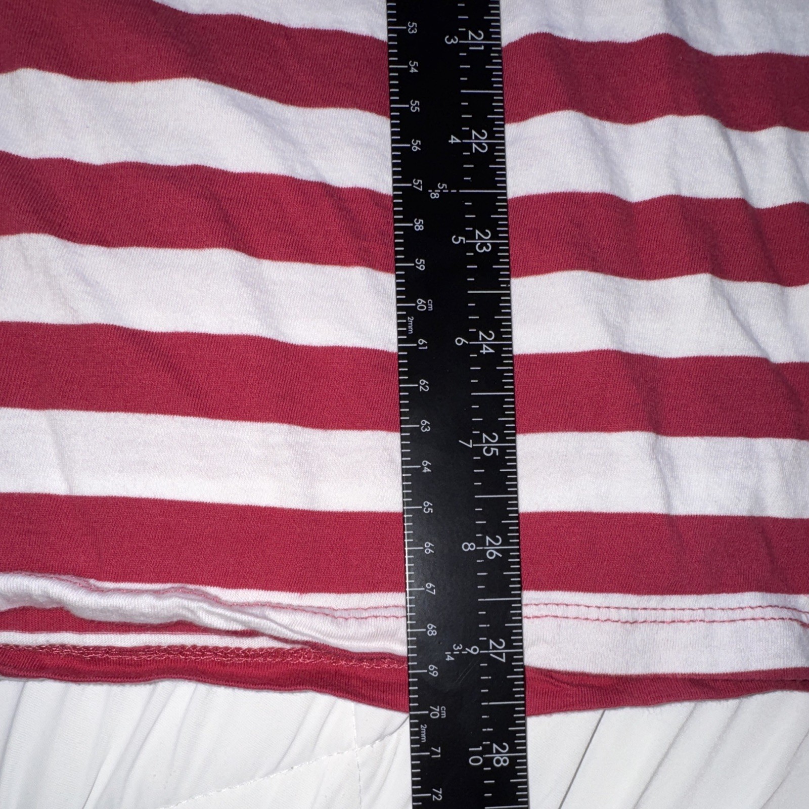 GUESS Men's Red/White Striped Logo Short Sleeve Crew Neck Cotton T-Shirt M gallery