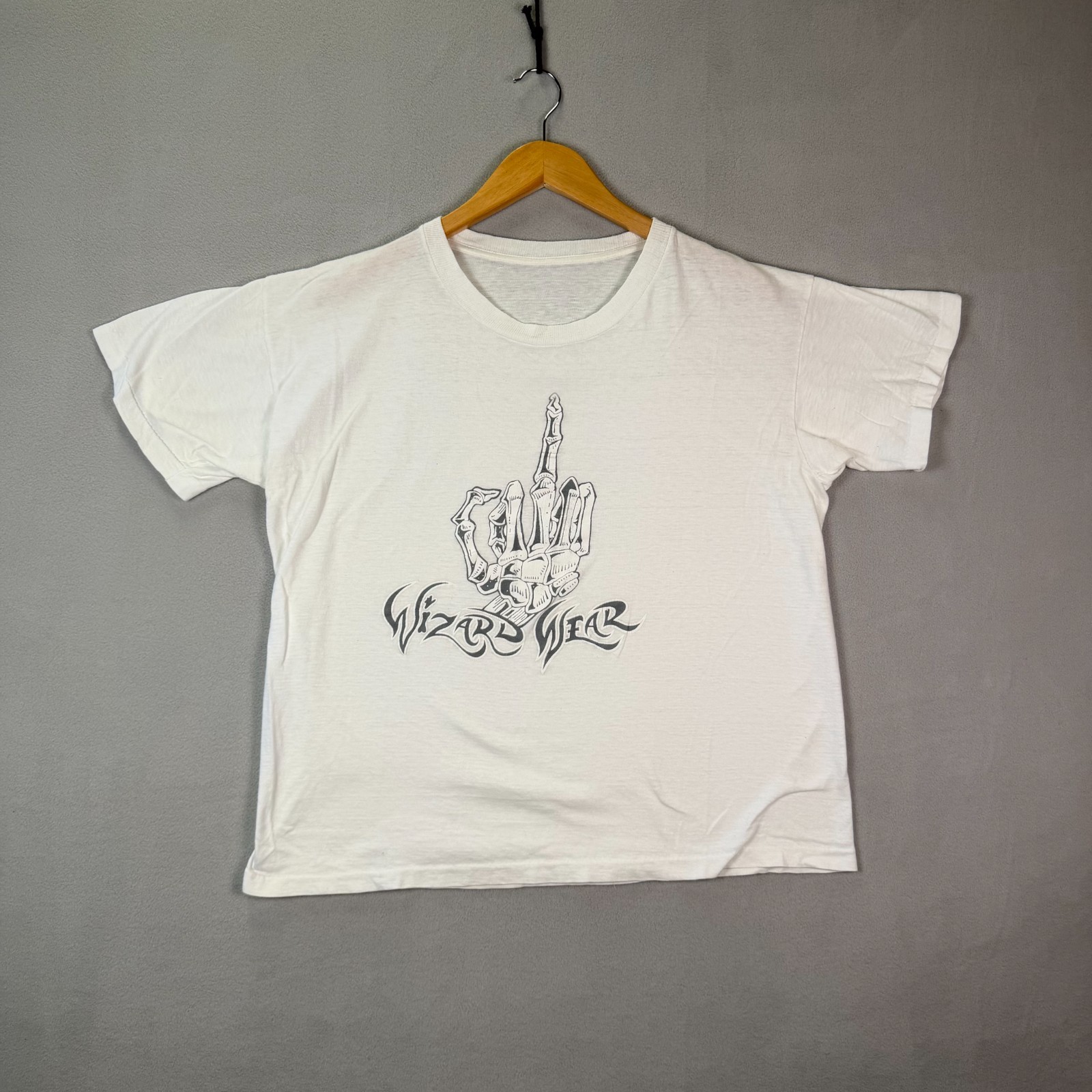 VTG Middle Finger T Shirt M 21x23 Surf Skate Grunge Single Stitch Boxy 80s gallery