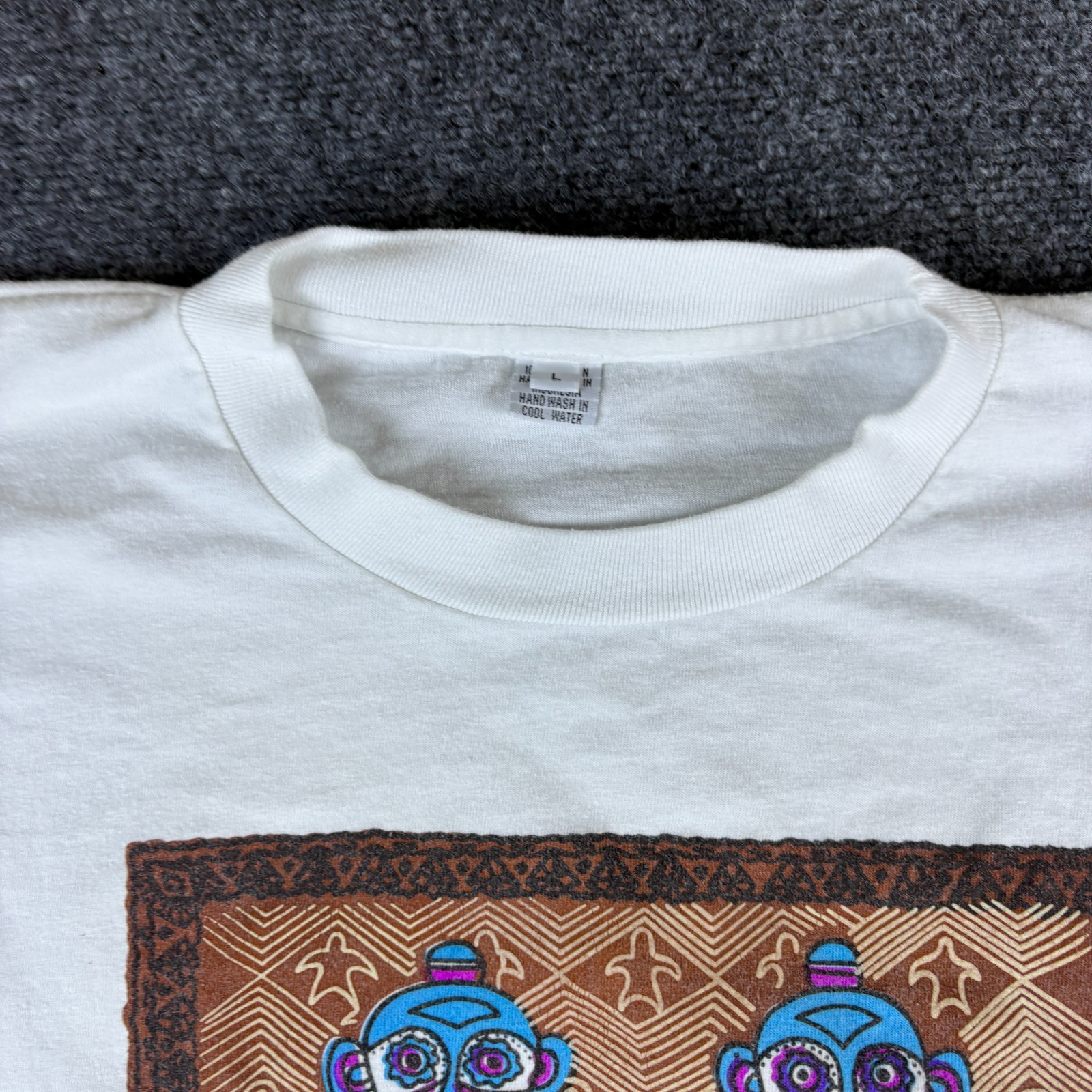 Vintage Bali Primitive Designs T-Shirt Men Large White Tribal Art Graphic Cotton gallery