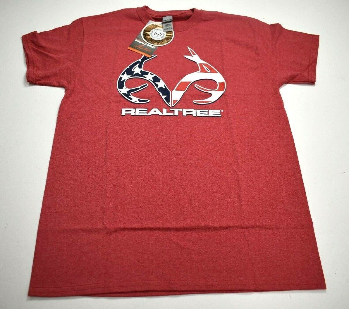 Realtree Mens Short Sleeve Crew Neck Active Tee Shirt Buckhorn Logo Front gallery