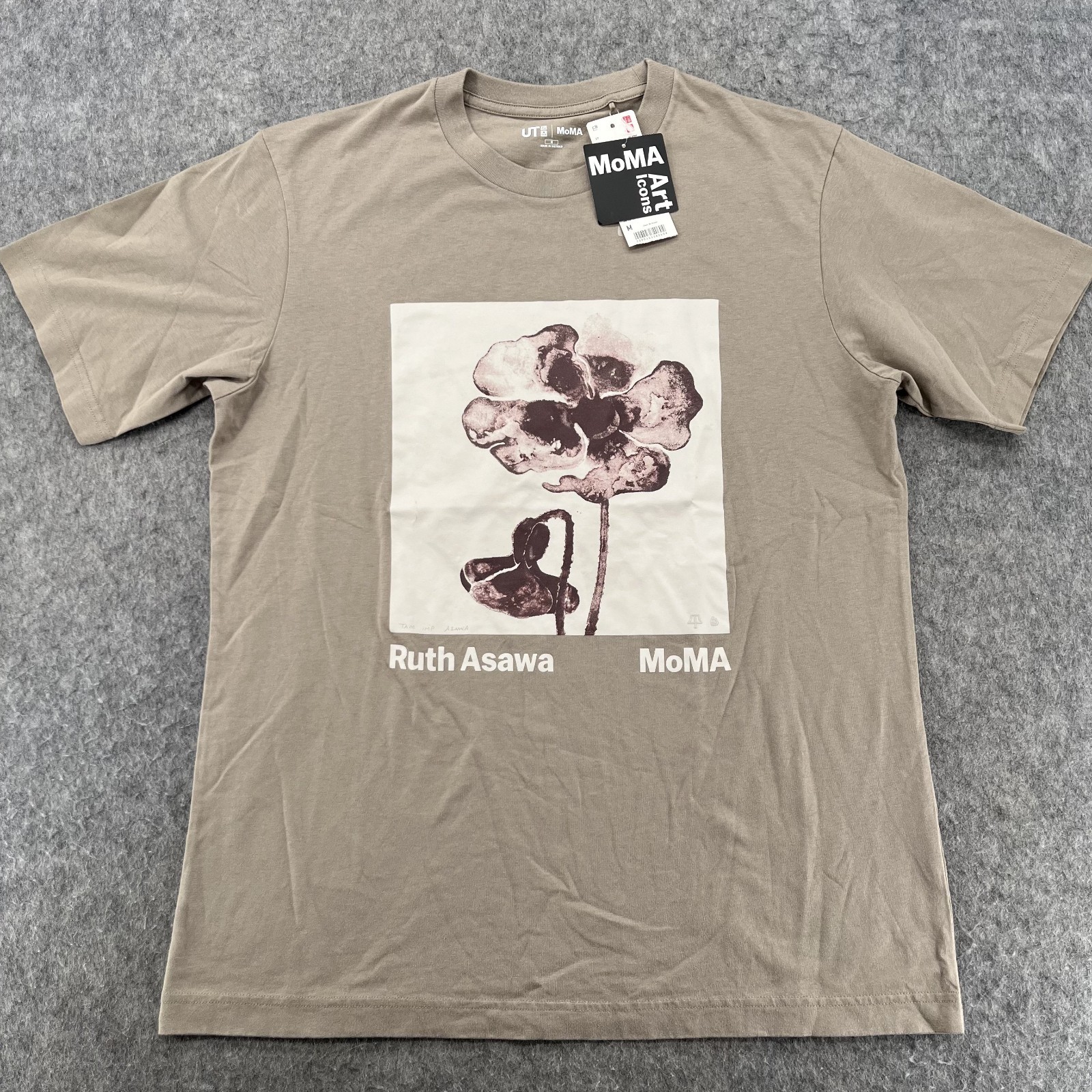 UNIQLO MoMA Ruth Asawa T Shirt Mens Brown M Relaxed Fit NEW gallery