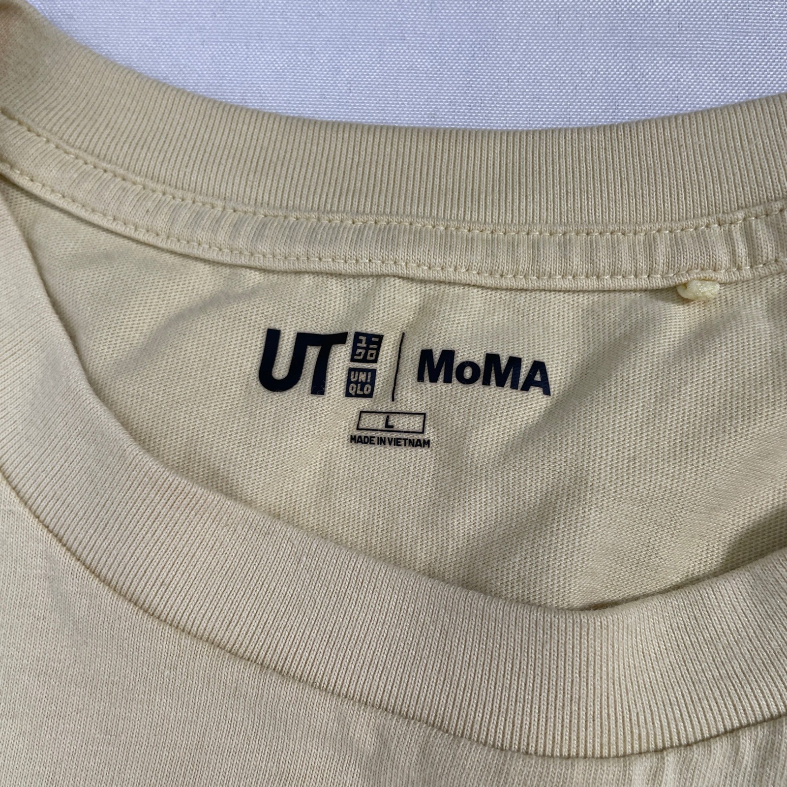 Uniqlo UT MoMA Liubov Popova Abstract Art Yellow T-Shirt Men's LARGE gallery