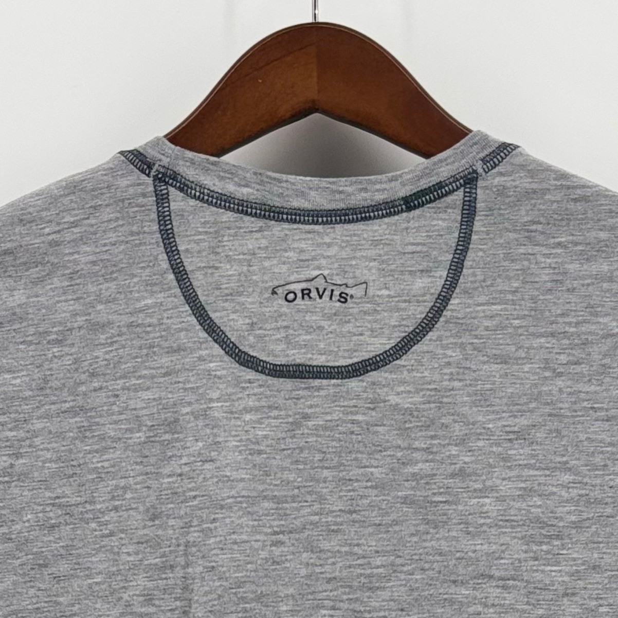 Orvis Trout Bum Mens MD Gray Long Sleeve Performance Crew Neck Shirt Heathered gallery