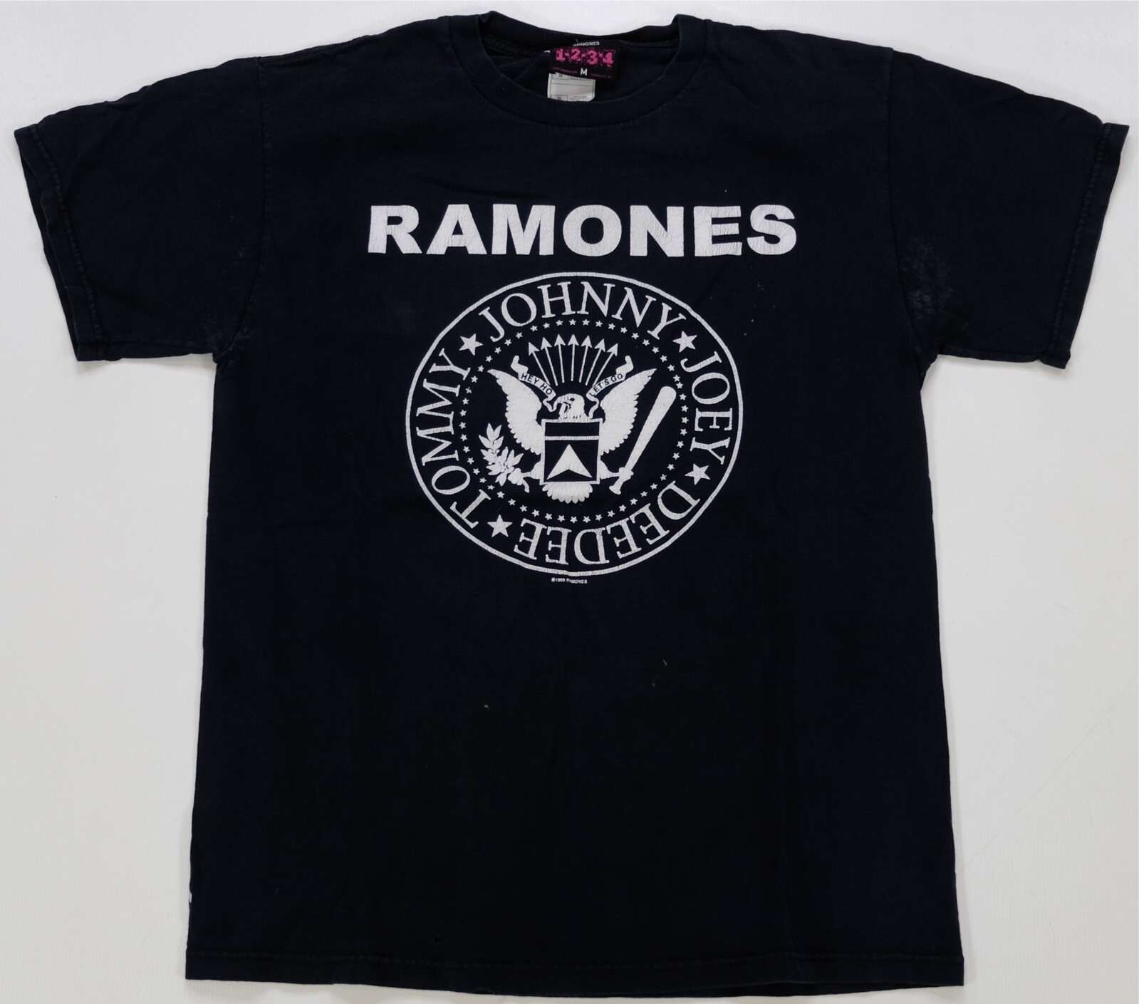 Rare VTG 1-2-3-4 The Ramones Johnny Joey Dee Dee Tommy 1999 Seal T Shirt 90s M