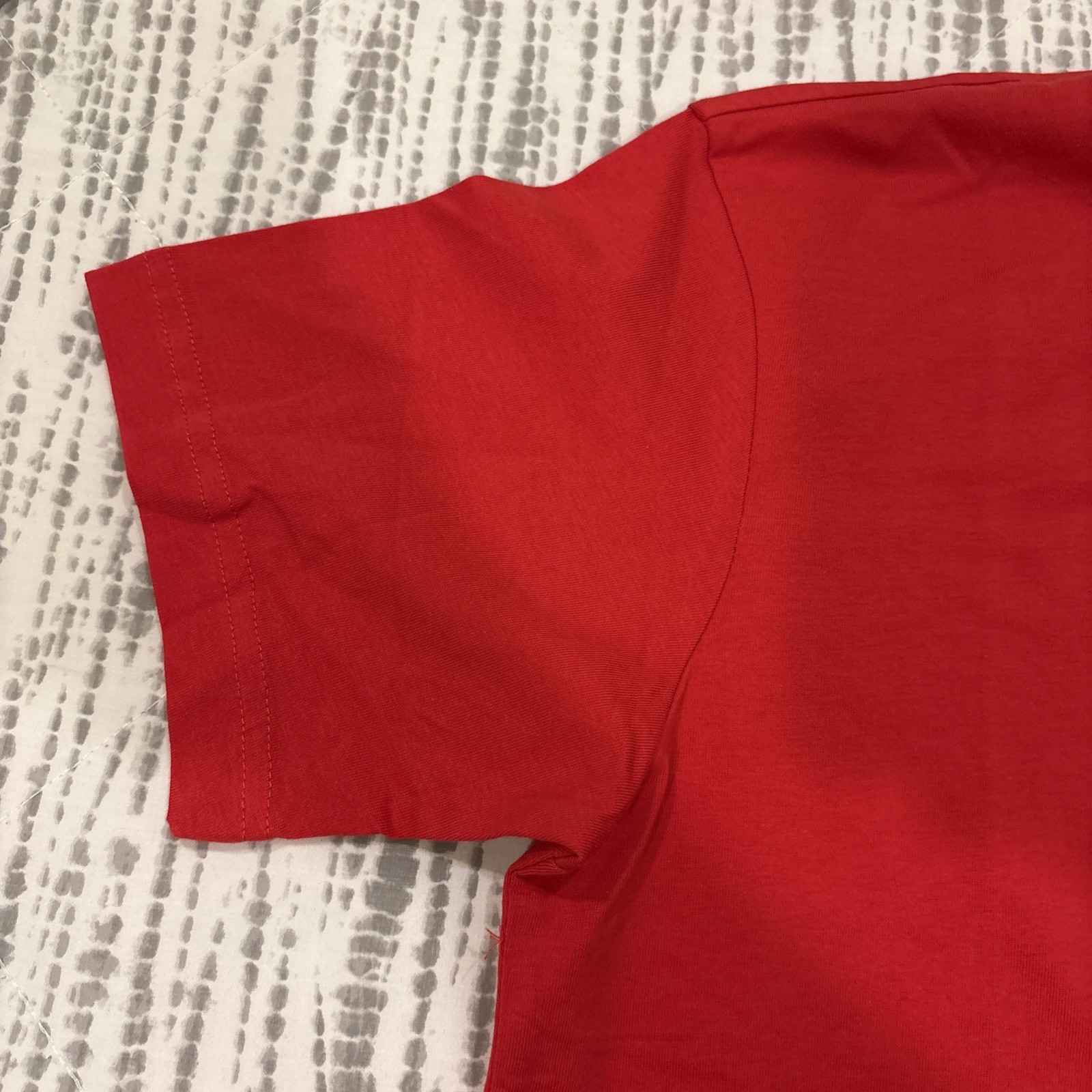 Comme des Garçons SHIRT Red T-Shirt Size M 100% Cotton Made in Turkey New w/ Tag gallery
