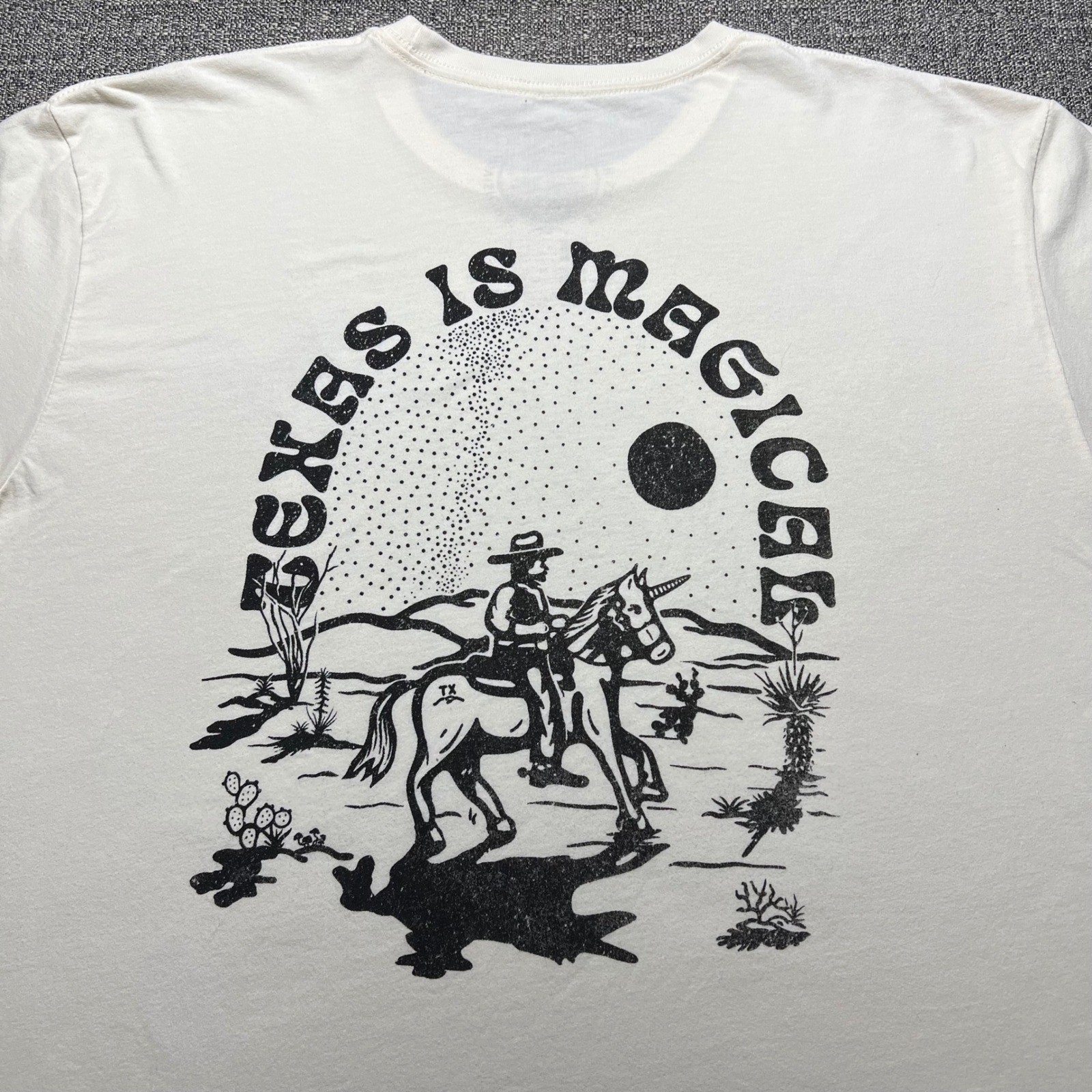 Texas Hill Country Provisions Texas Is Magical Unicorn Mens XL White T Shirt gallery