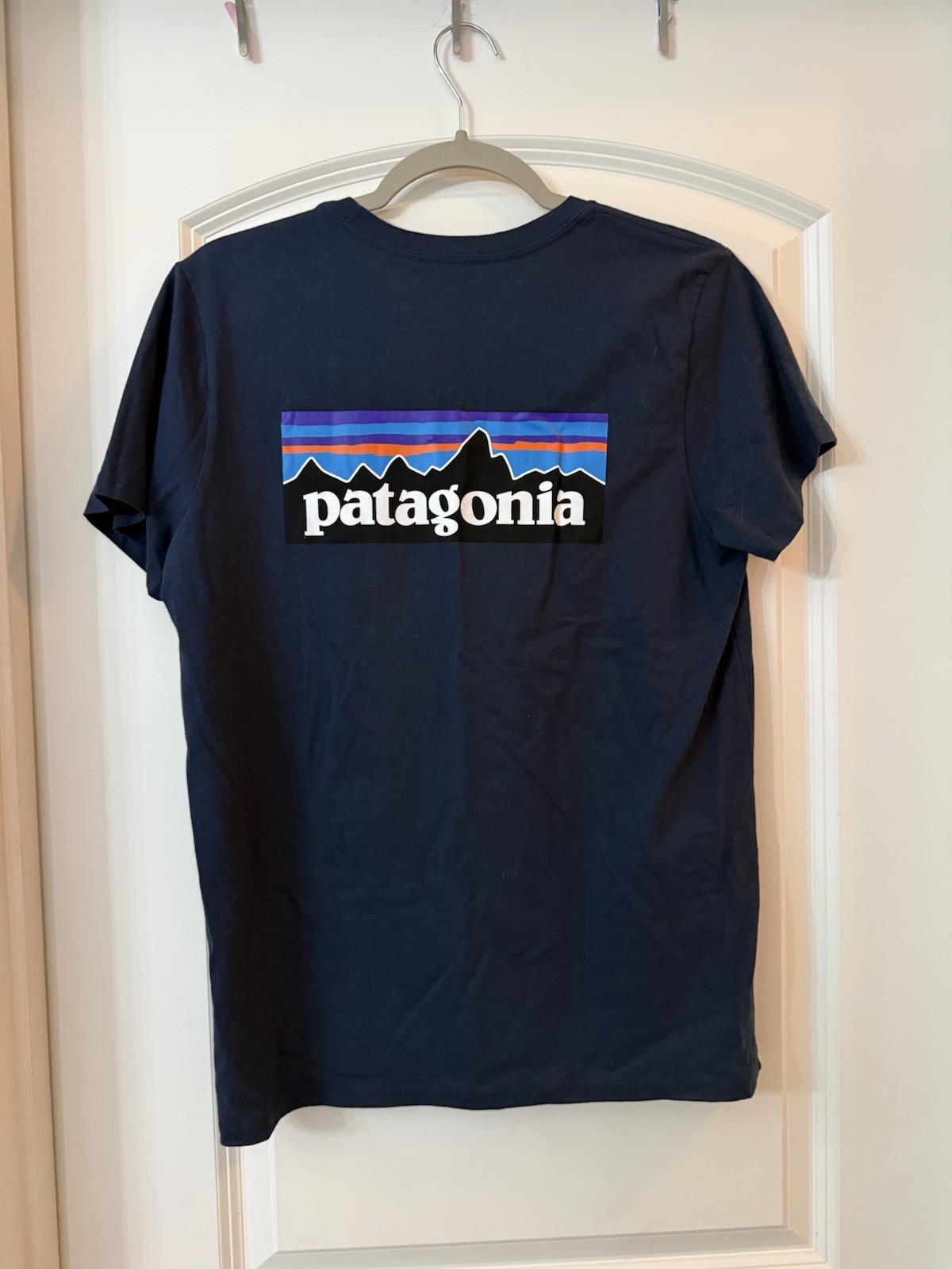 Patagonia T-shirt Mens Medium Blue Organic Cotton big Logo Graphic Crew Neck gallery
