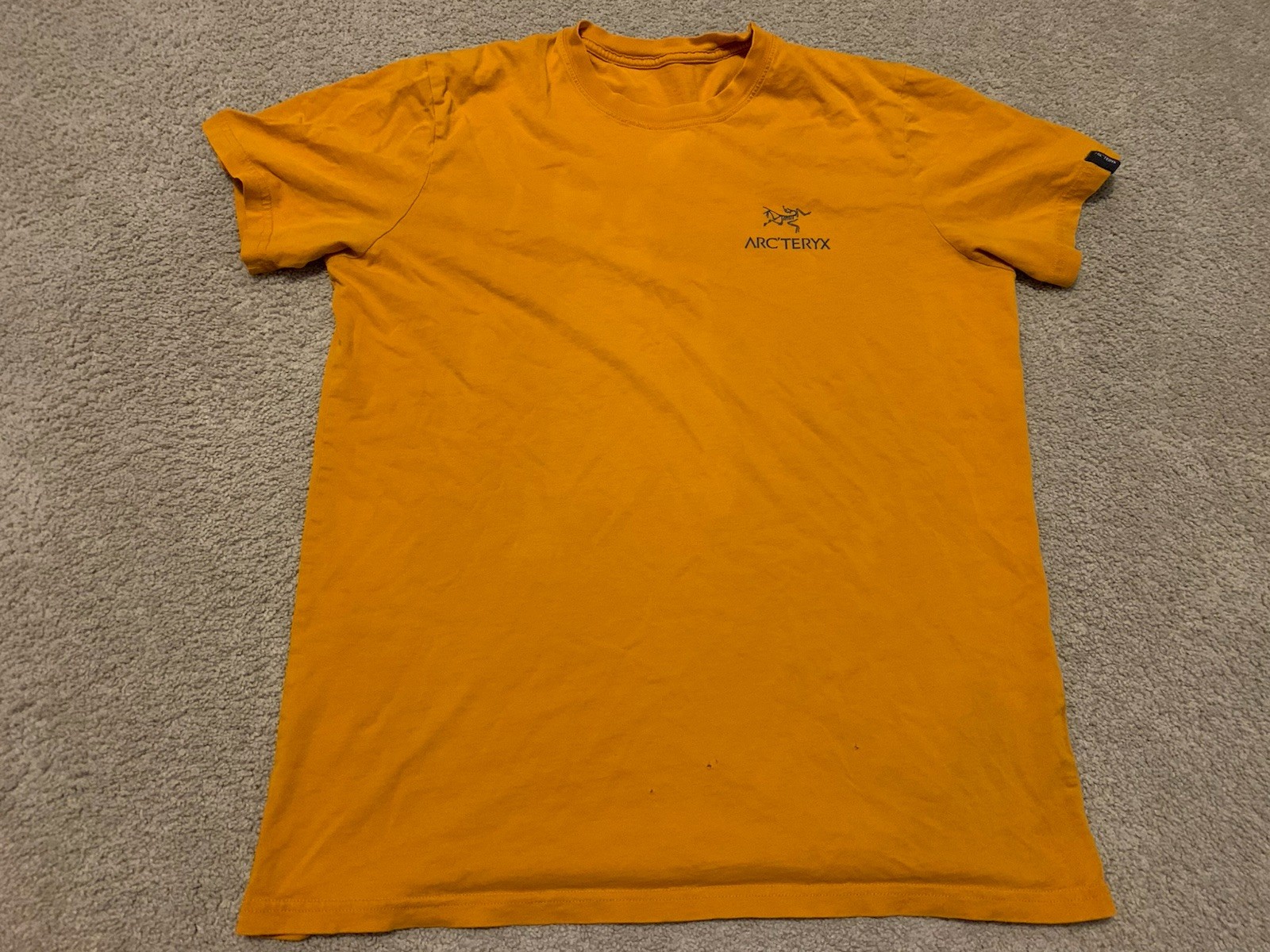 Arcteryx Fossil Shirt Mens Medium Orange Copper Hiking Camping Gorpcore