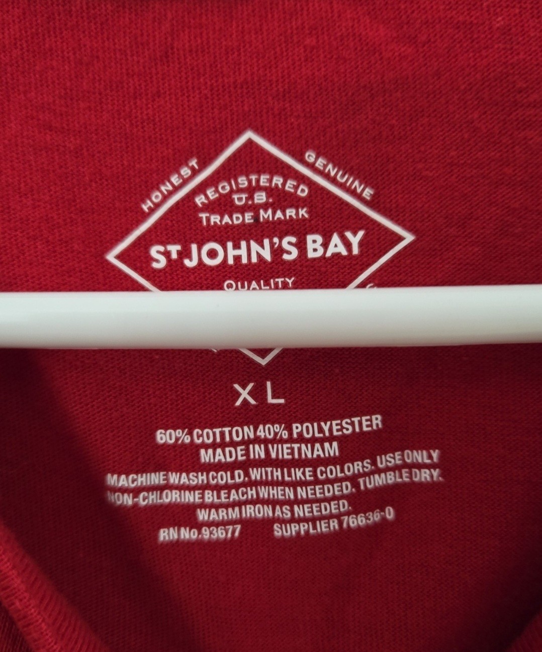 St John's Bay Men's XL Red Solid Knit Pocket T-Shirt Crew Neck Short Sleeve gallery